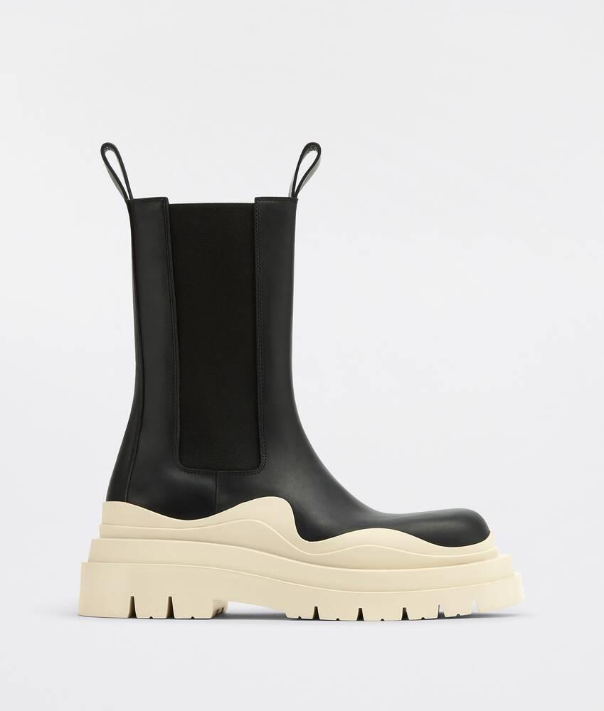 Women's Tire Chelsea Boot in Black / Sea salt Product Image