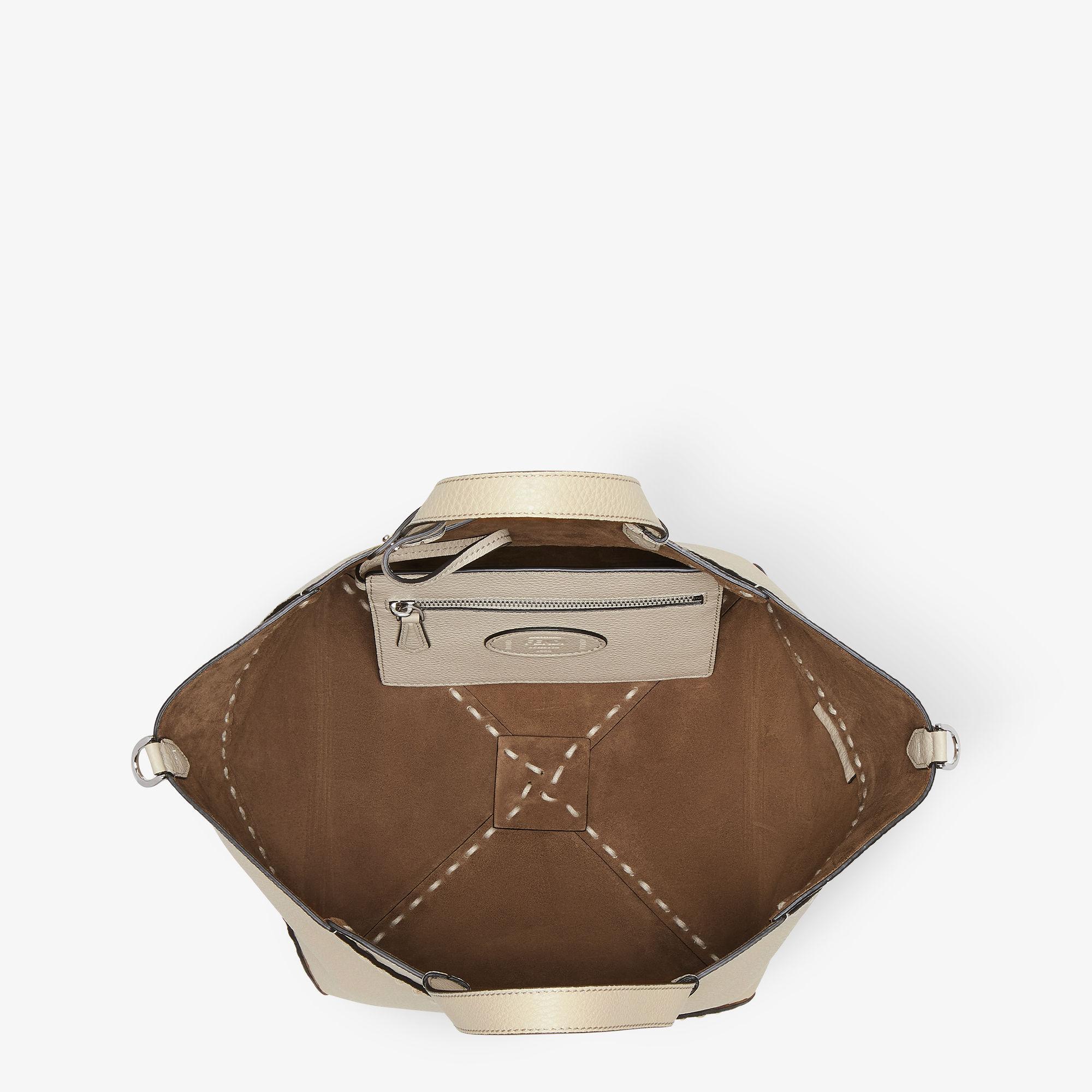 Selleria Diagonal Shopper SmallWhite Selleria bag with 386 hand-sewn topstitches Product Image
