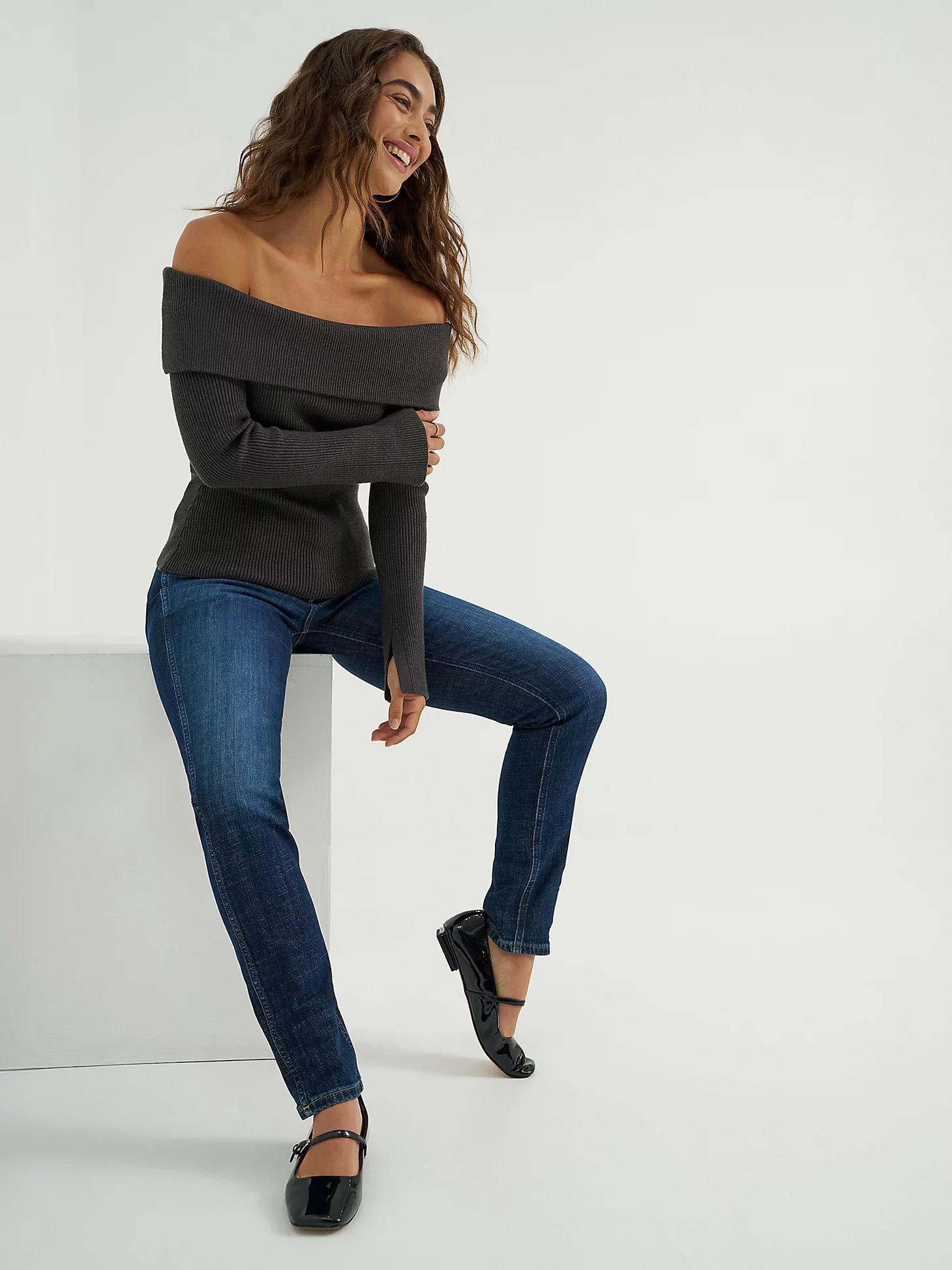 Women's Off The Shoulder Ribbed Sweater | Women's Tops & Tees | Lee® Product Image