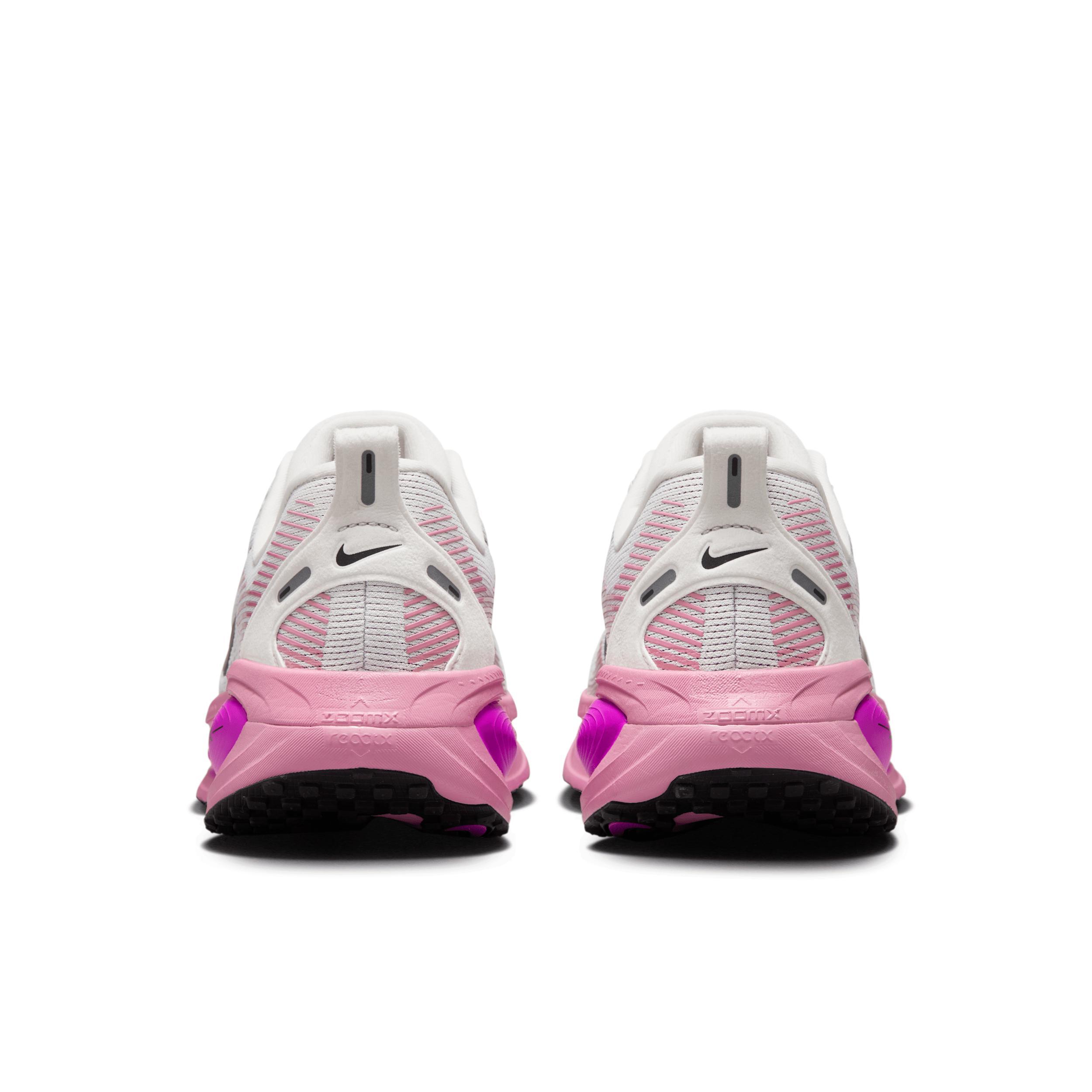 Nike Womens Vomero 18 Road Running Shoes Product Image