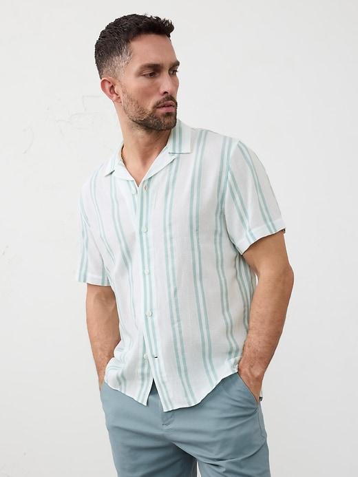 Textured Resort Shirt Product Image