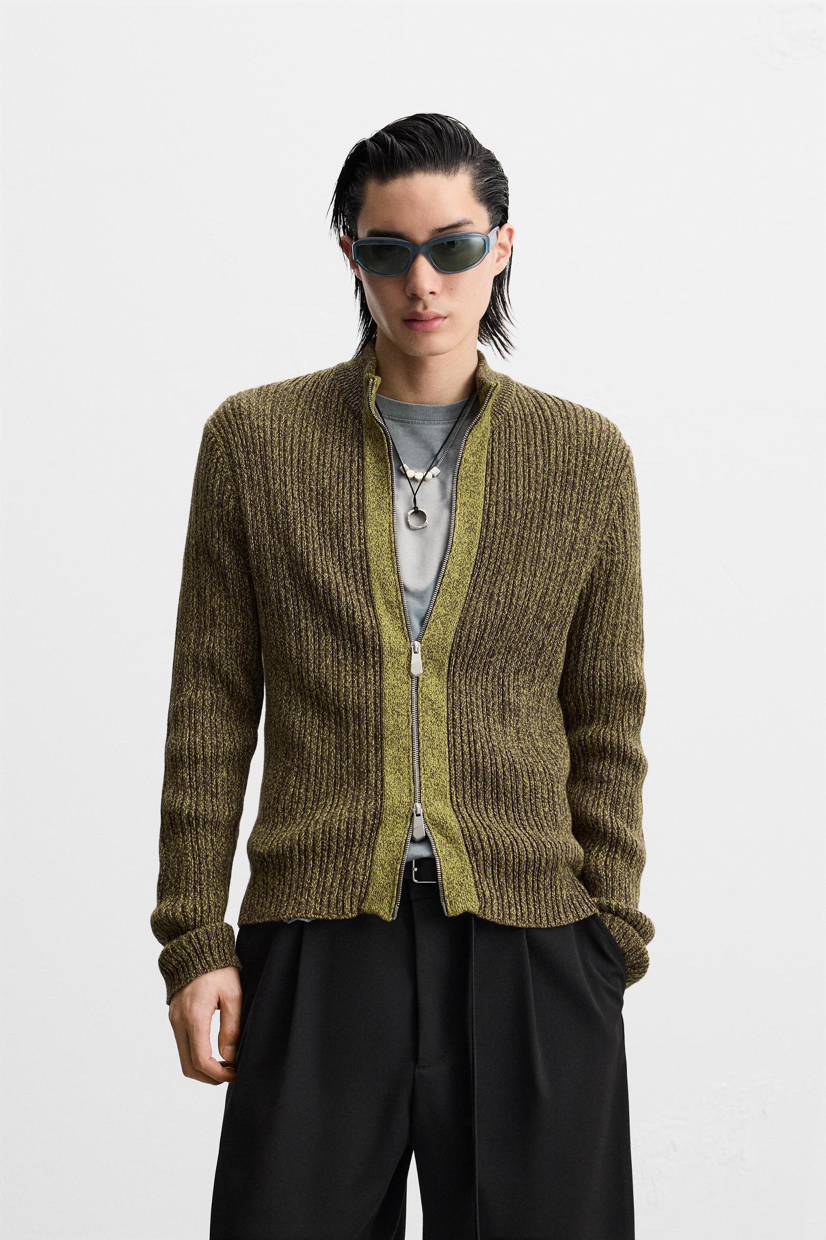 ZIP CARDIGAN Product Image