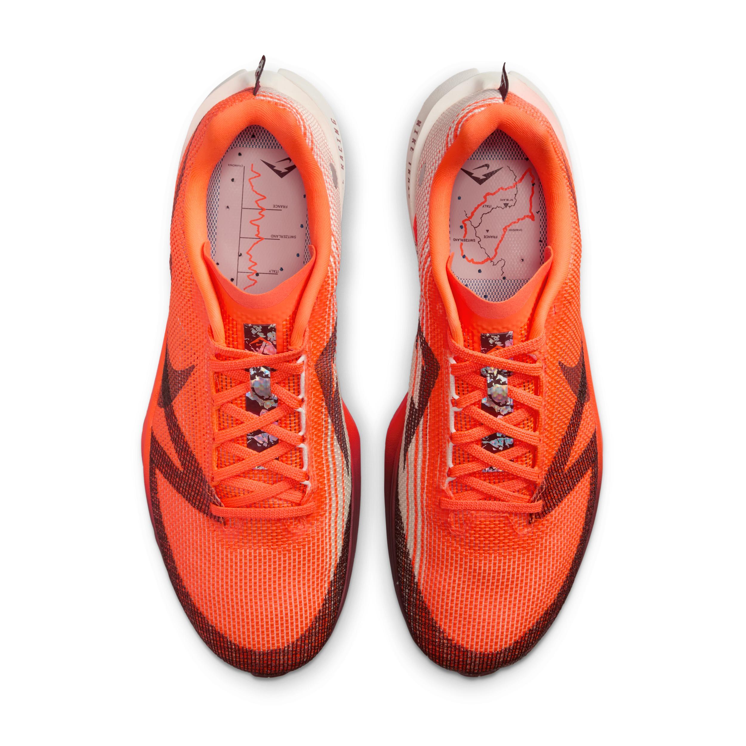 Nike Men's Kiger 10 Trail Running Shoes Product Image