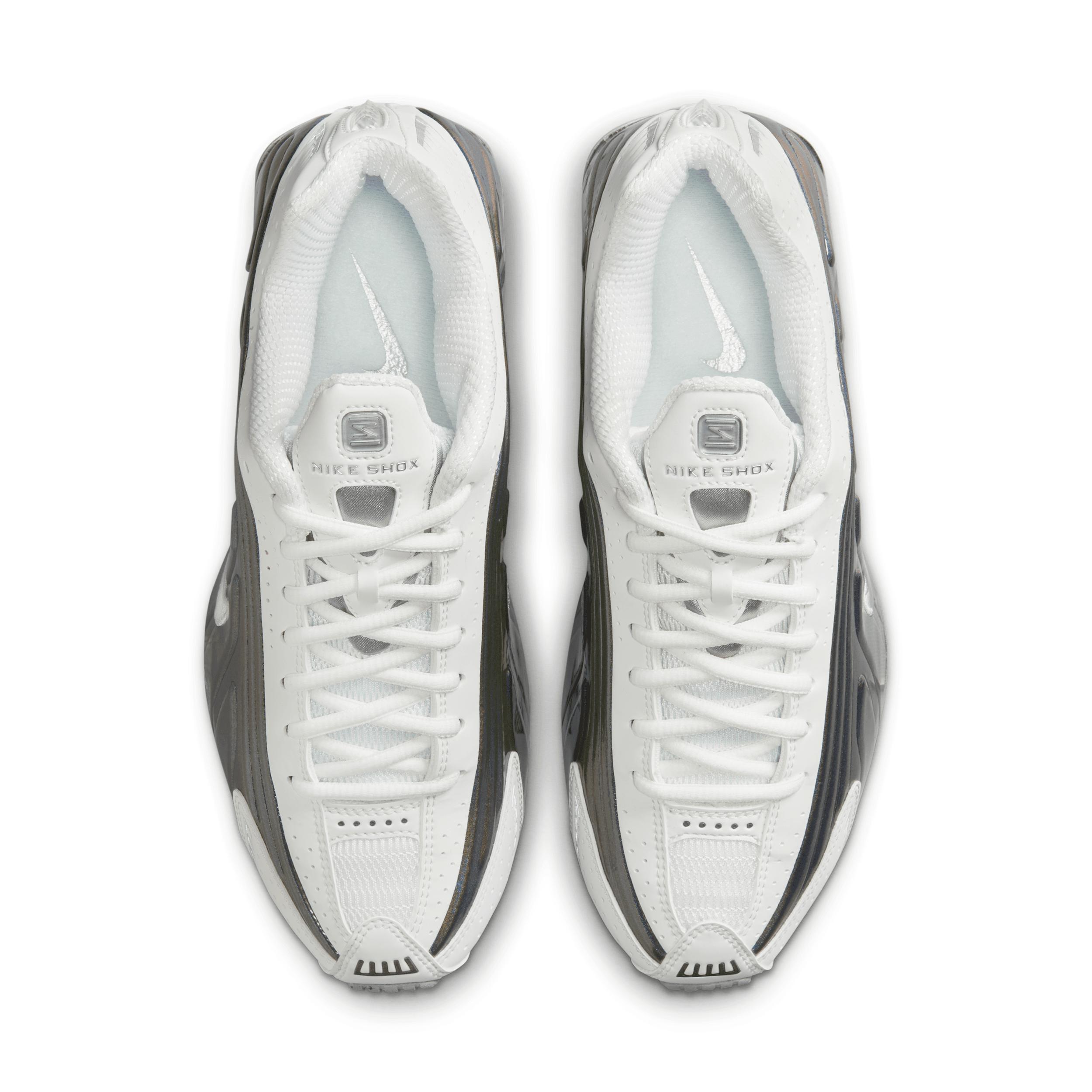 Nike Women's Shox R4 Shoes Product Image