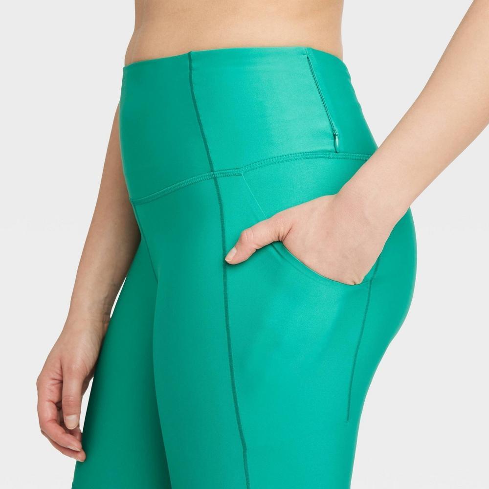 Womens Effortless Support High-Rise Pocketed Bike Shorts 8 - All In Motion Product Image