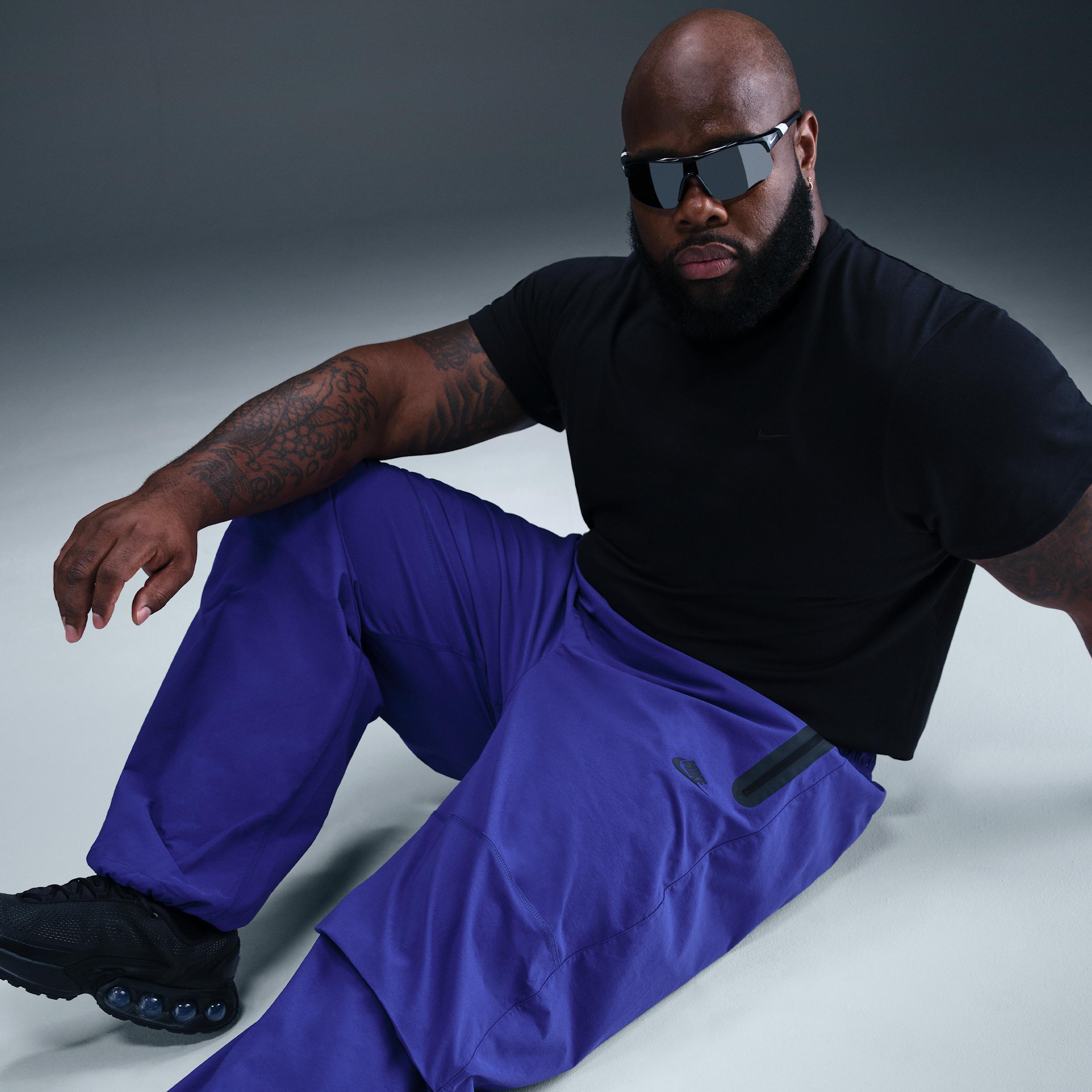 Nike Men's Tech Woven Oversized Pants Product Image