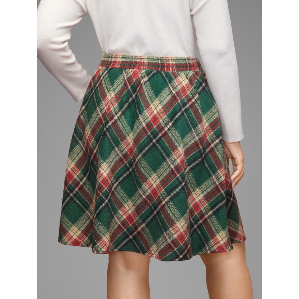 Plus Size Plaid Pattern Elastic Waist A-line Mini Skirt Women DarkGreen Elegant Low stretch Slanted pocket Everyday Skirts BloomChic 26/4X Product Image