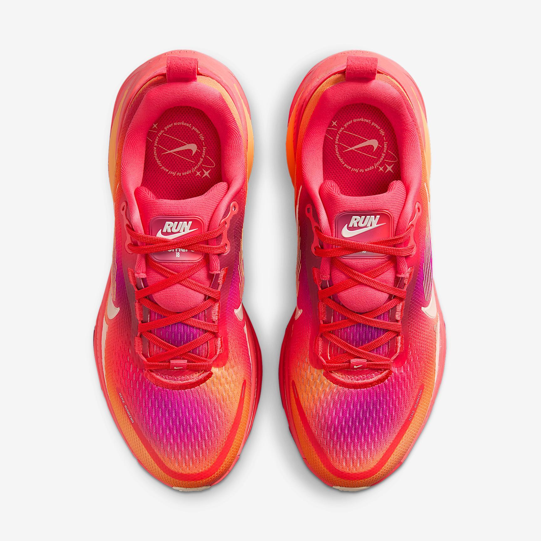Nike Vomero 18 SE Women's Road Running Shoes Product Image