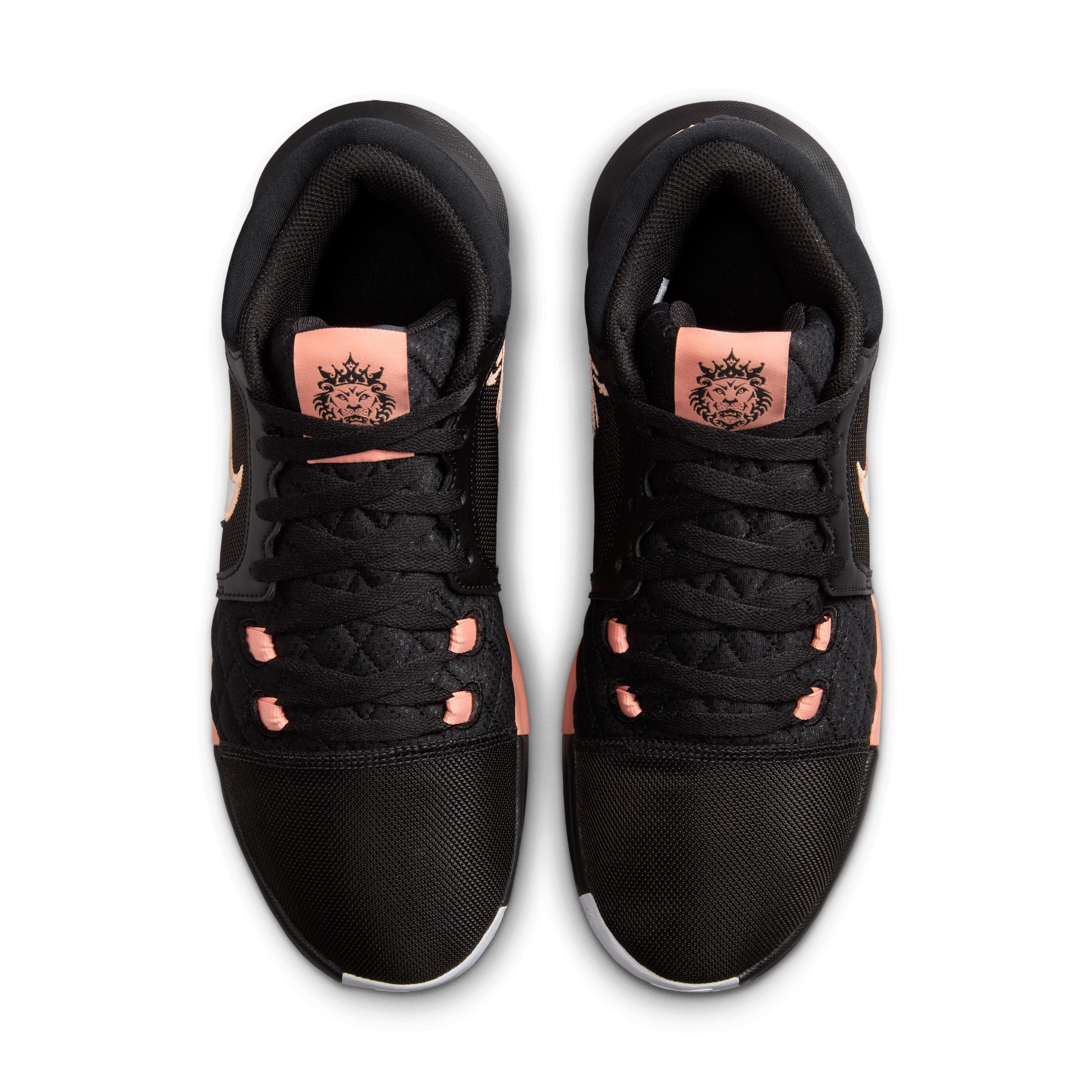 Nike Men's LeBron Witness VIII Basketball Shoes Product Image