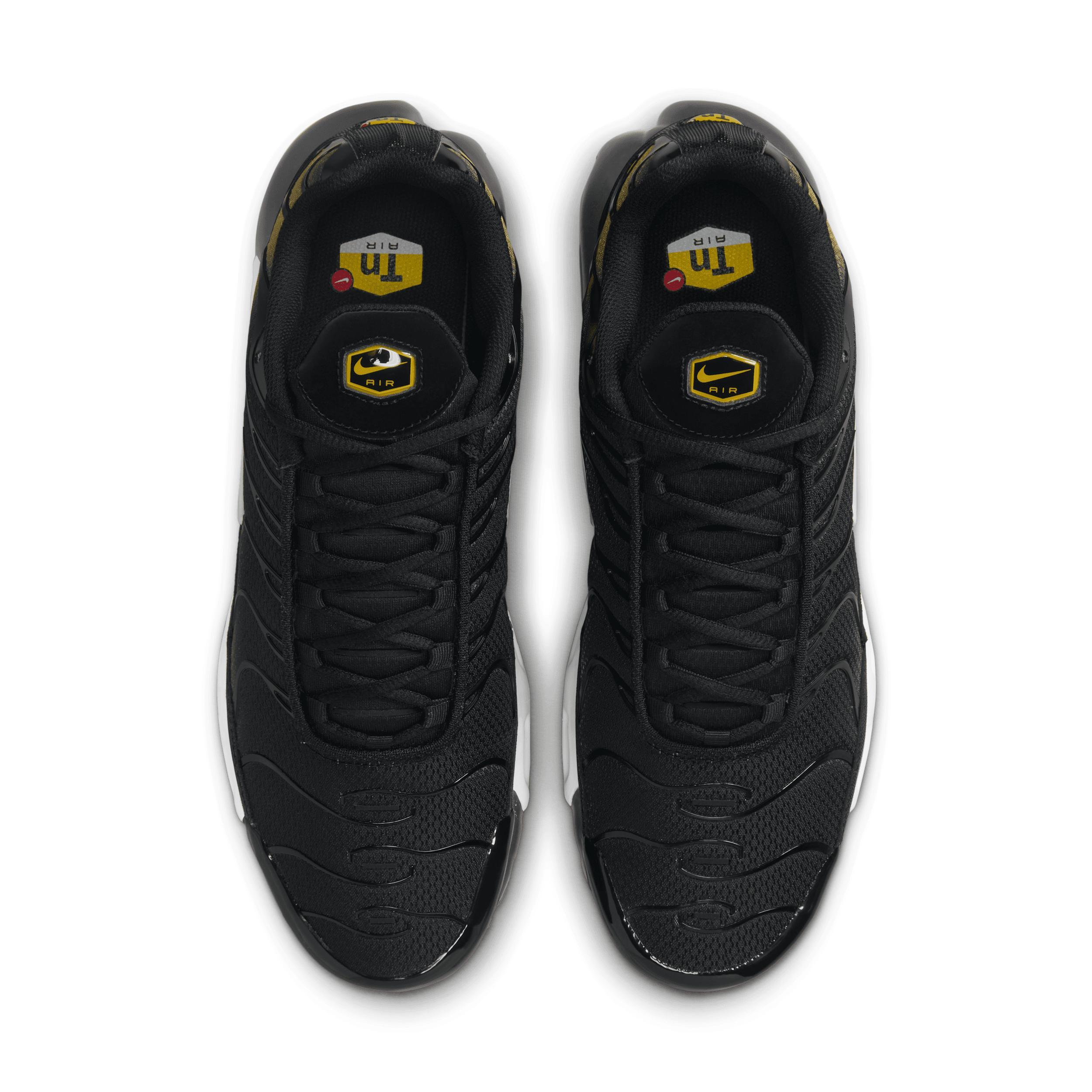 Nike Men's Air Max Plus Shoes Product Image