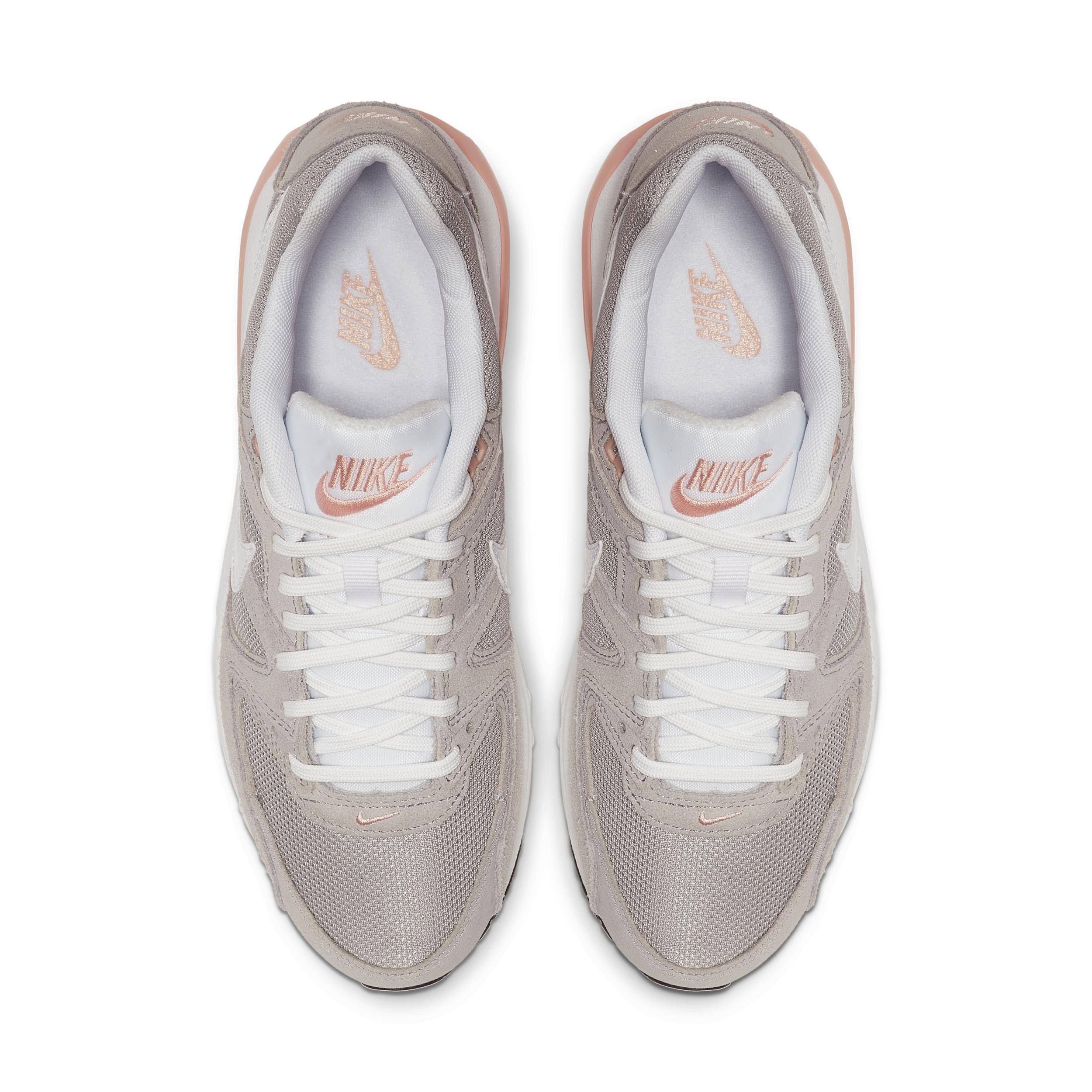 Nike Women's Air Max Command Shoes Product Image
