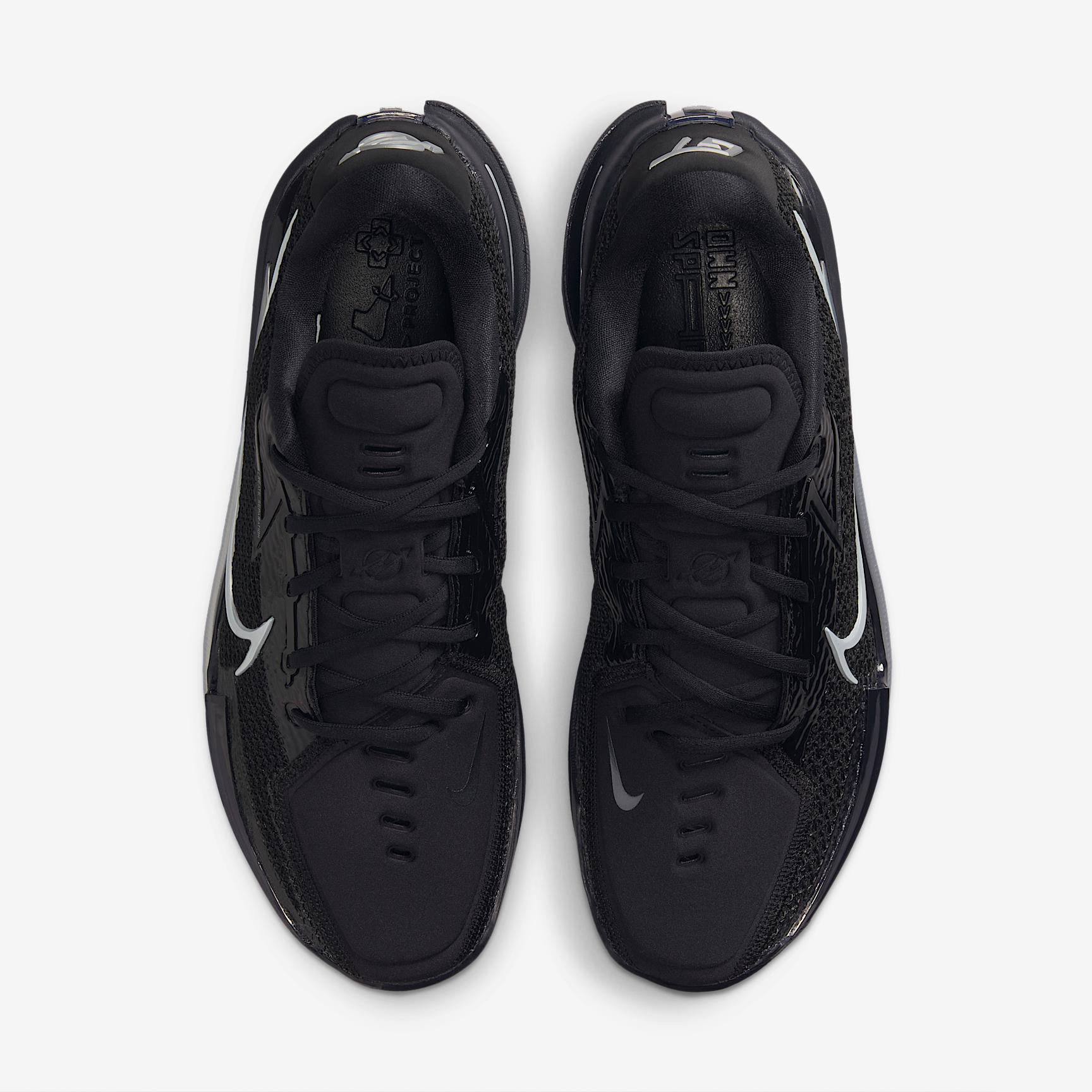 Nike G.T. Cut Basketball Shoes Product Image