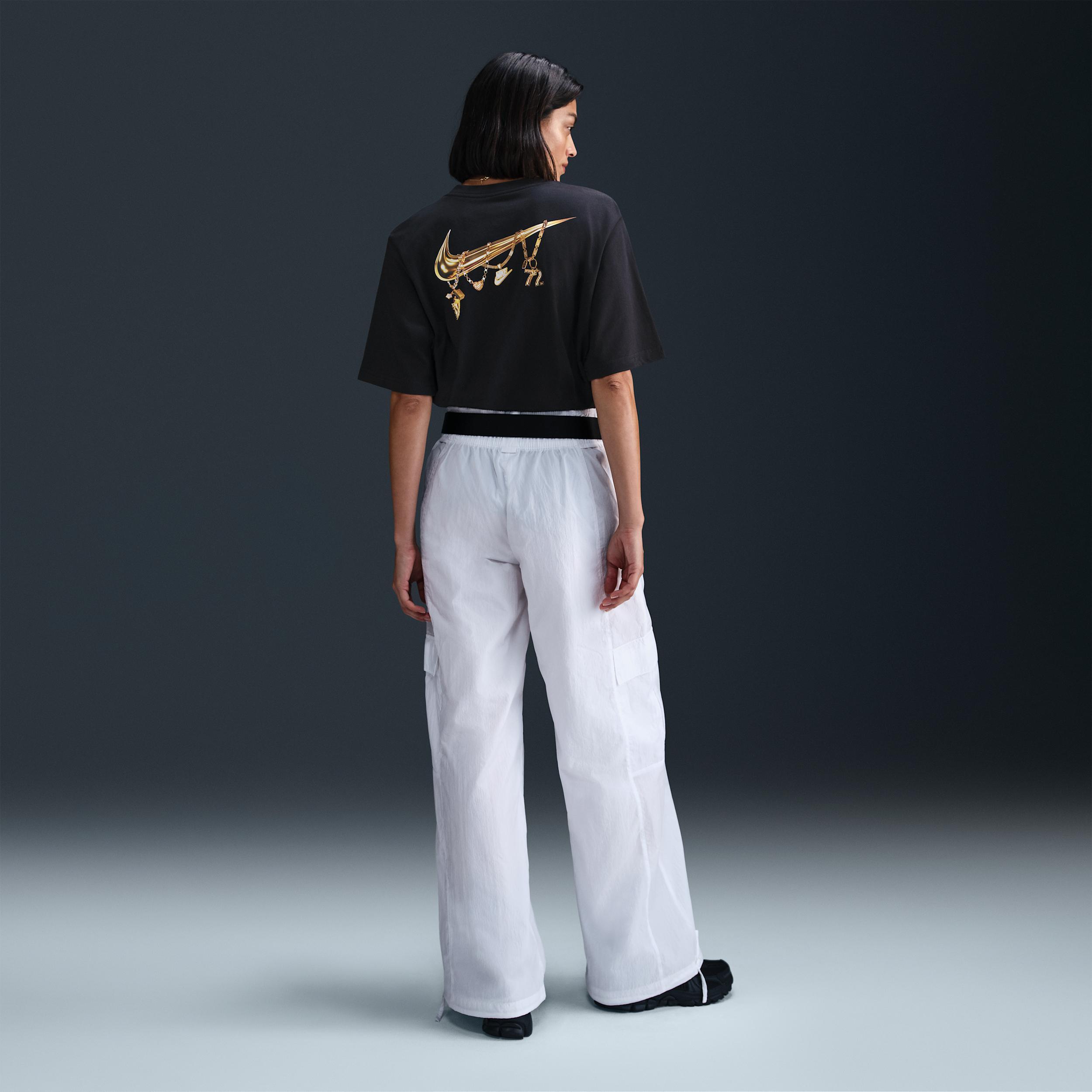 Women's Nike Sportswear Loose Short-Sleeve Graphic T-Shirt Product Image