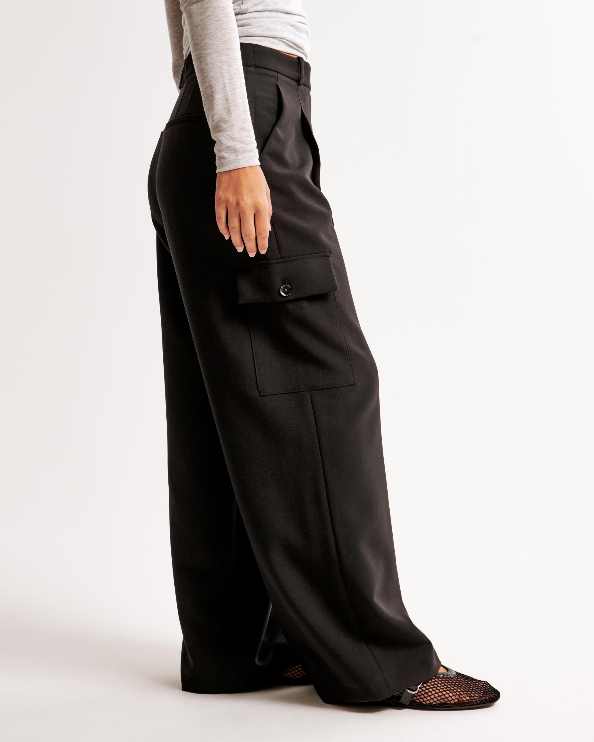 Curve Love A&F Harper Tailored Ultra Wide Leg Cargo Pant Product Image