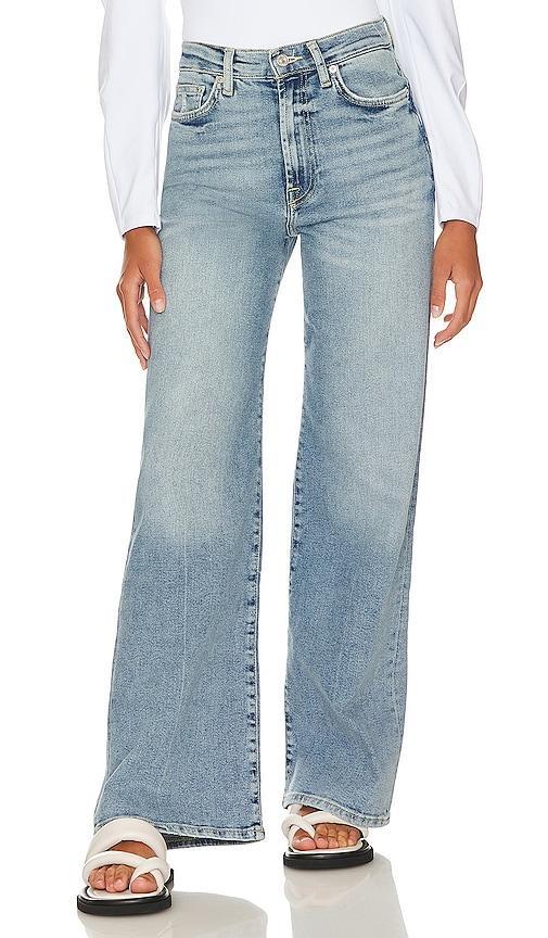 7 For All Mankind Ultra High Rise Jo Wide Leg Jeans in Must Product Image