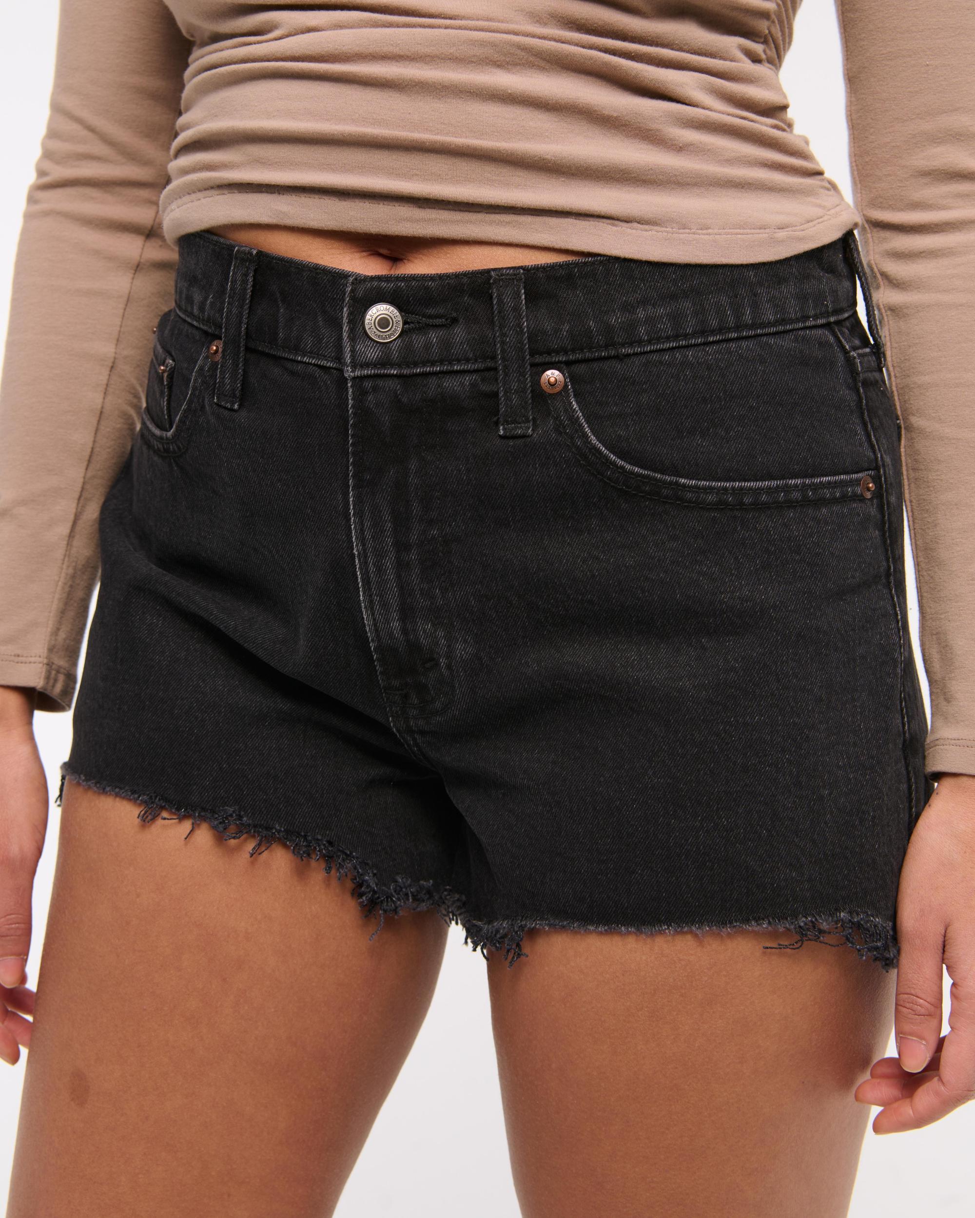 Curve Love High Rise Mom Short Product Image
