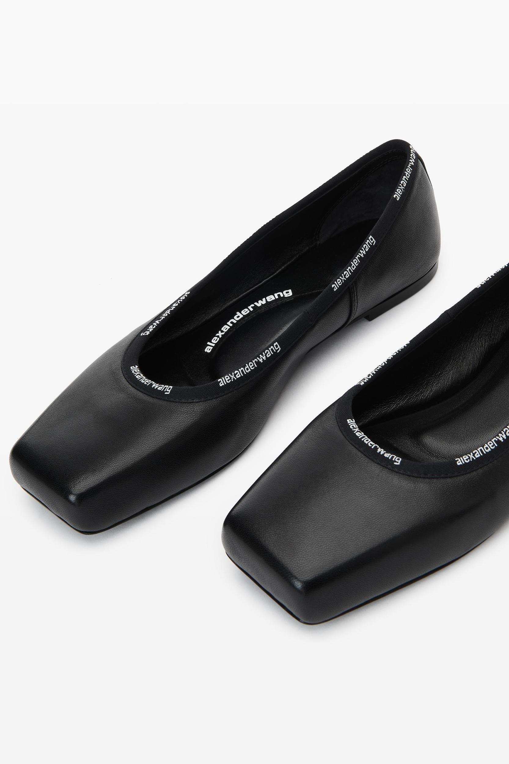 Billie Flat In Leather Product Image
