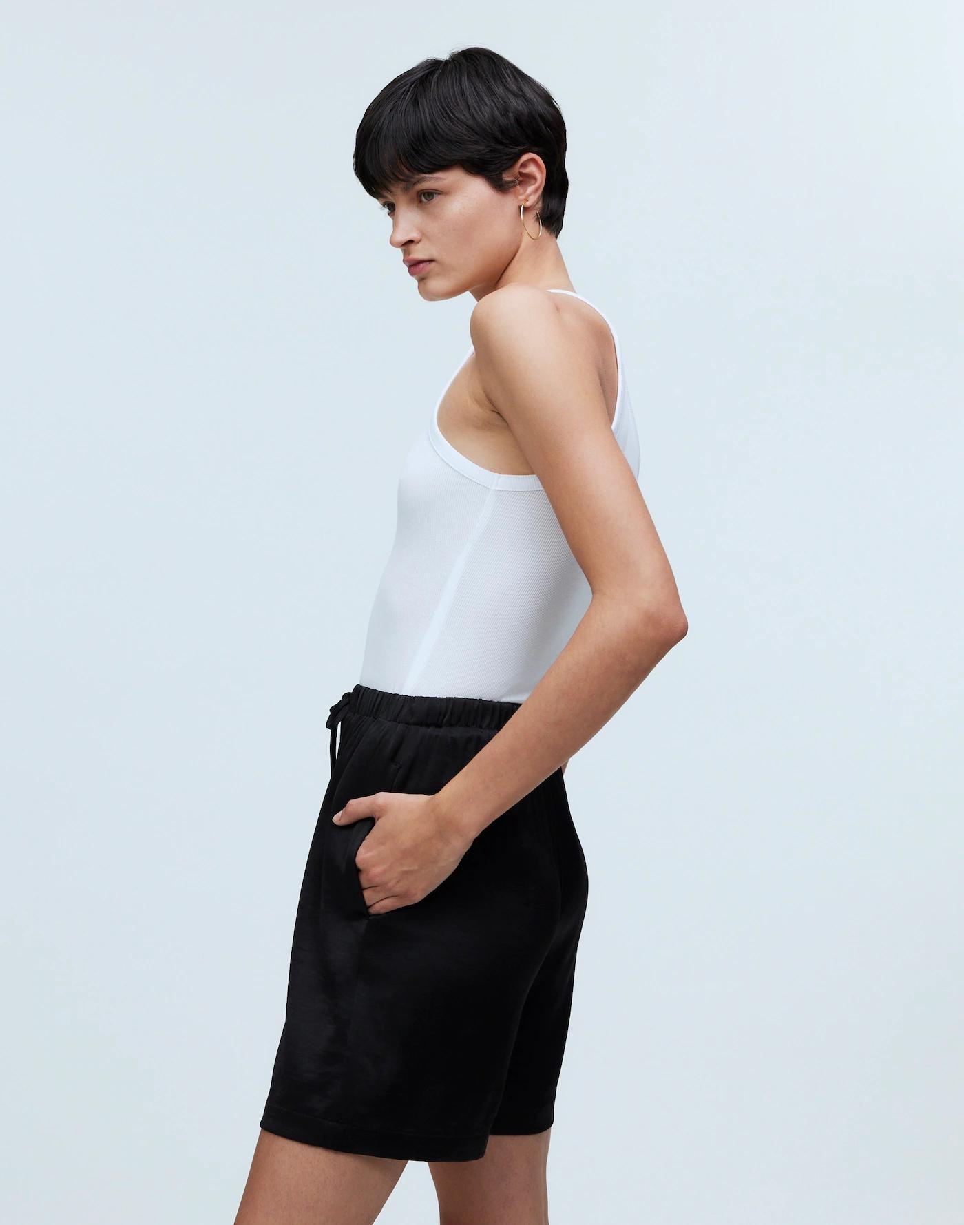 Pull-On Shorts in Satin Product Image