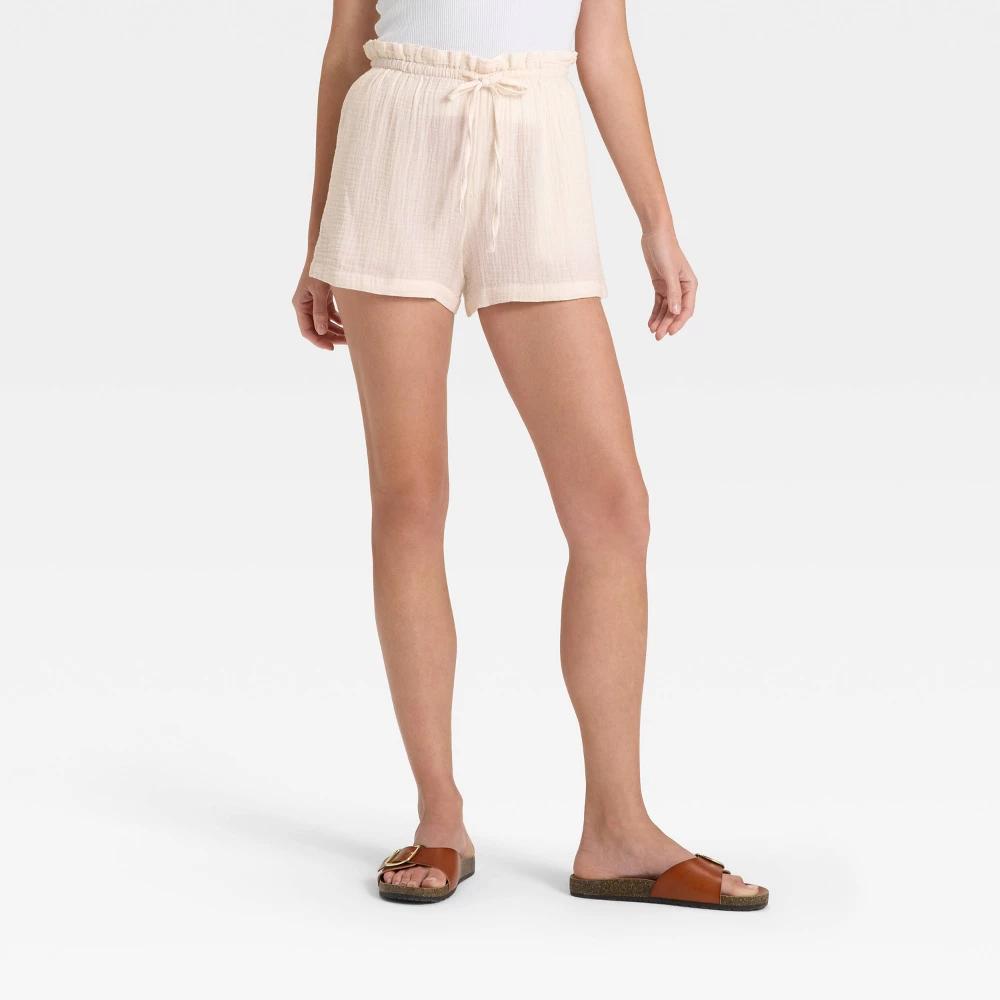 Women's High-Rise Pull-On Shorts - Universal Thread™ Product Image