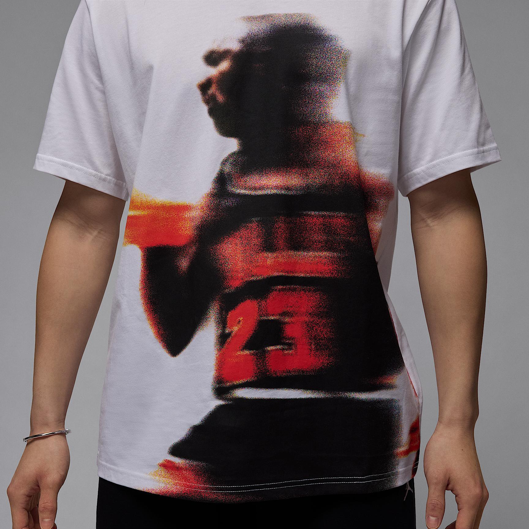 Men's Jordan Sport Dri-FIT Graphic T-Shirt Product Image