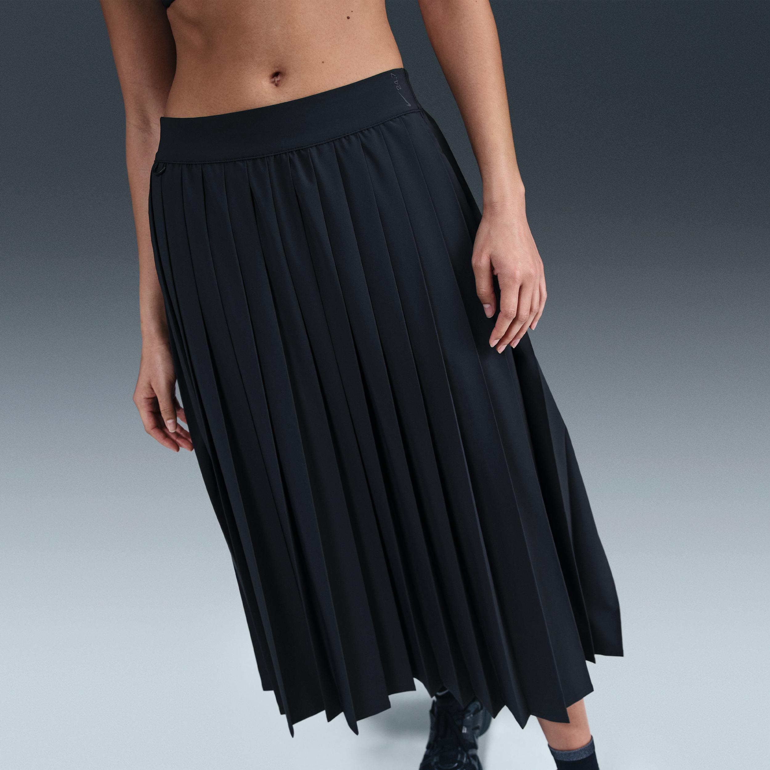 Nike Women's 24.7 PerfectStretch Dri-FIT Pleated Skirt Product Image
