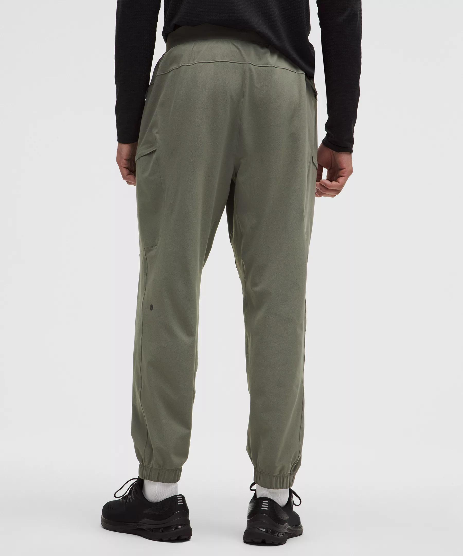 Zeroed In Classic-Fit Cargo Jogger *Regular Product Image