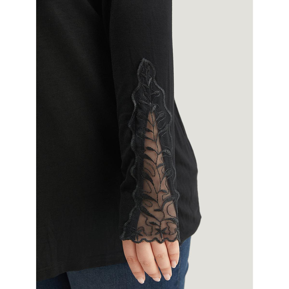 Plus Size Halloween Plain Crochet Lace Mesh T-shirt Black Women Elegant Plain Plain Round Neck Dailywear T-shirts BloomChic 18-20/2X Product Image