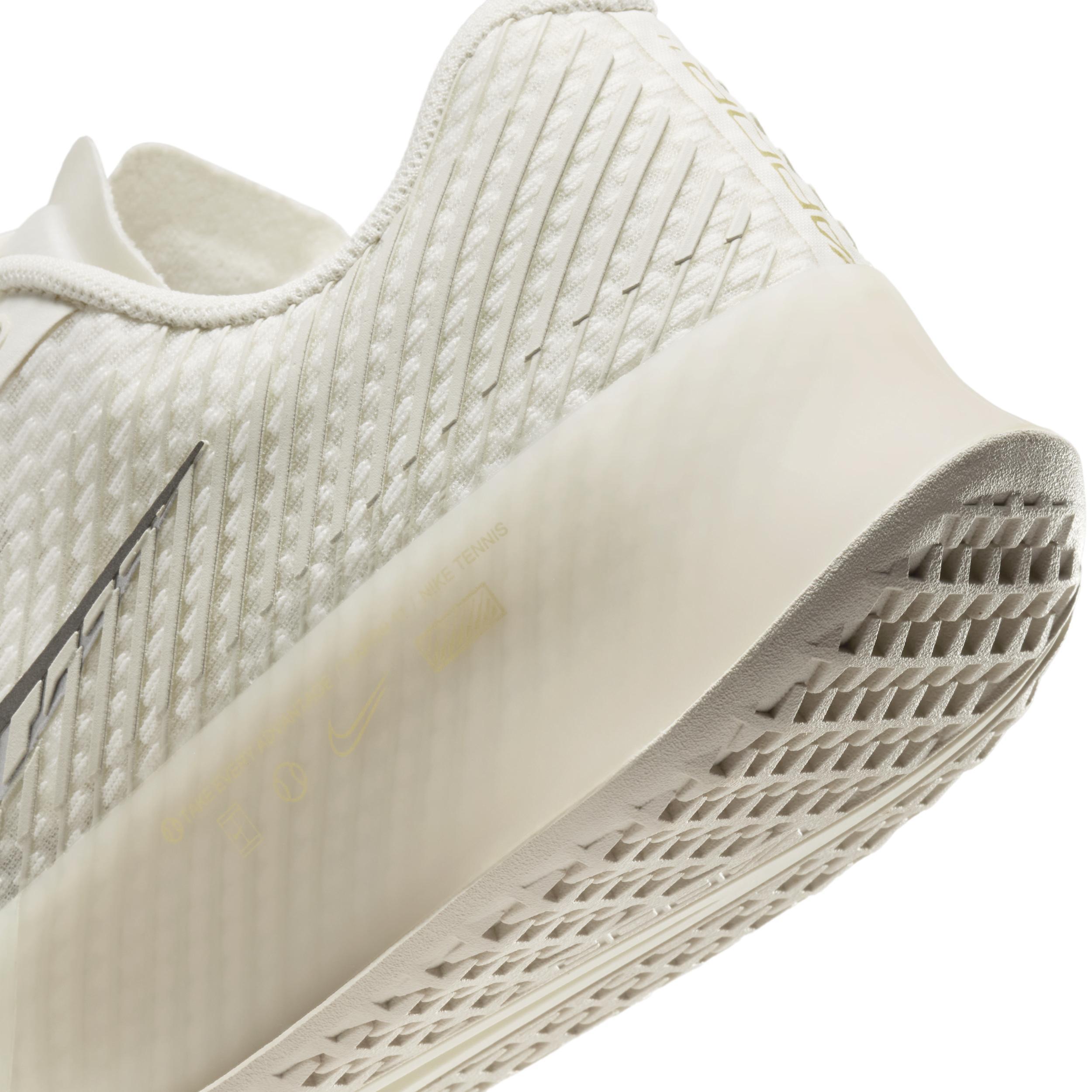 Nike Women's Court Vapor 11 Premium Hard Court Tennis Shoes Product Image