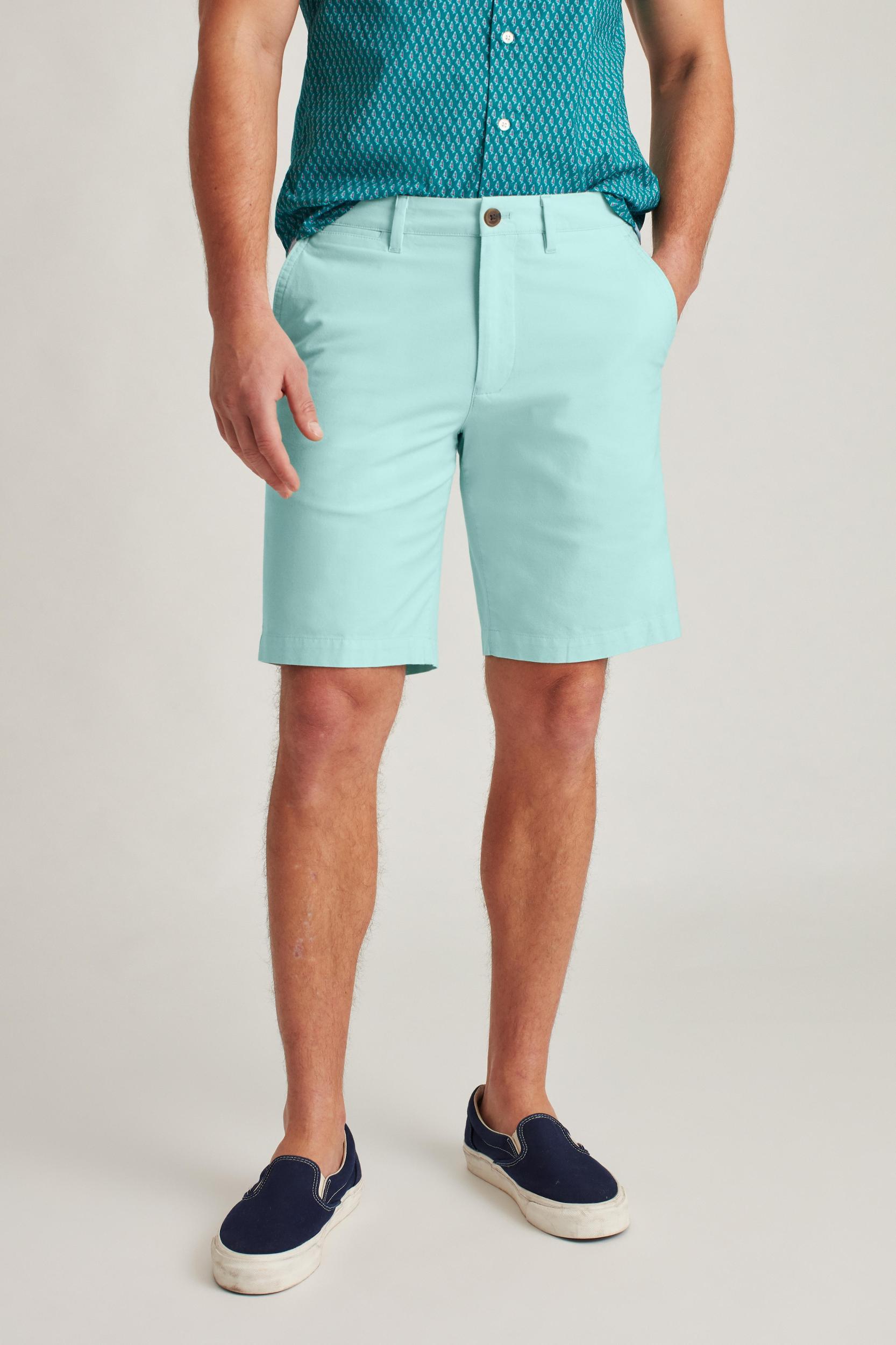 Stretch Seasonal Shorts Product Image