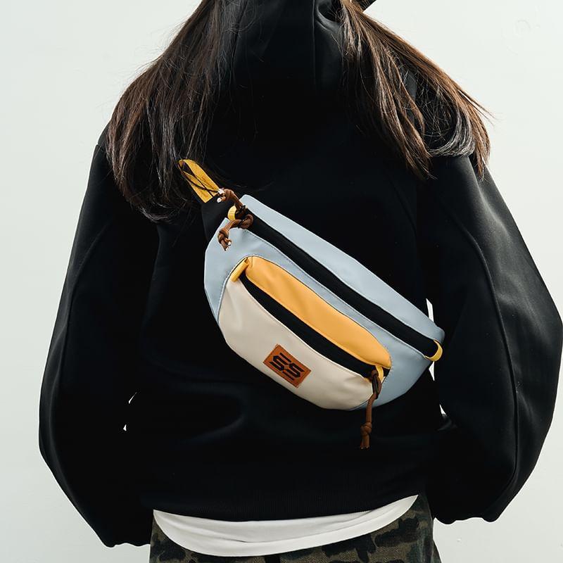 Color Block Nylon Belt Bag Product Image