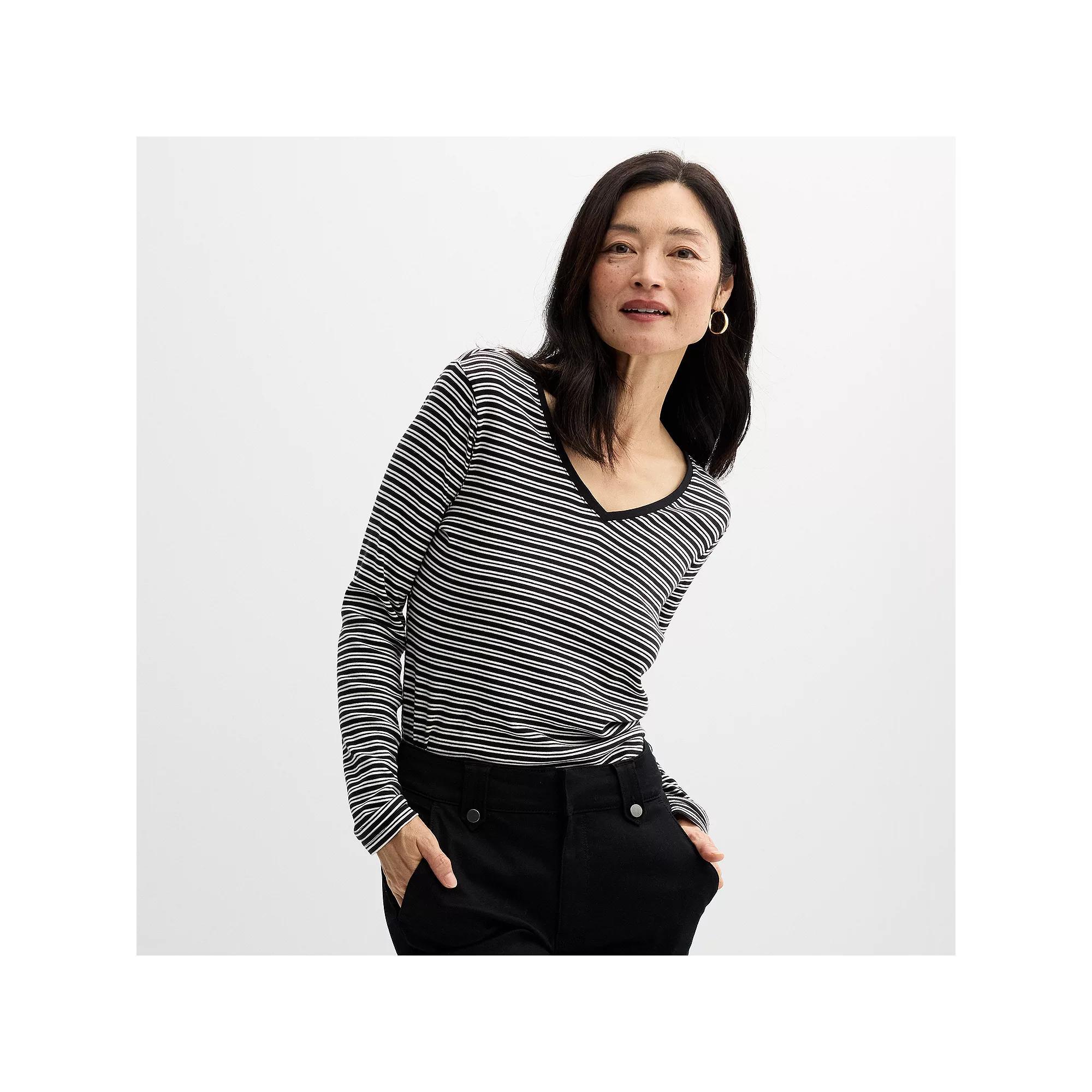 Women's Croft & Barrow® Essential Long Sleeve V-Neck Tee, Size: XS, Black Neat Stripe Product Image