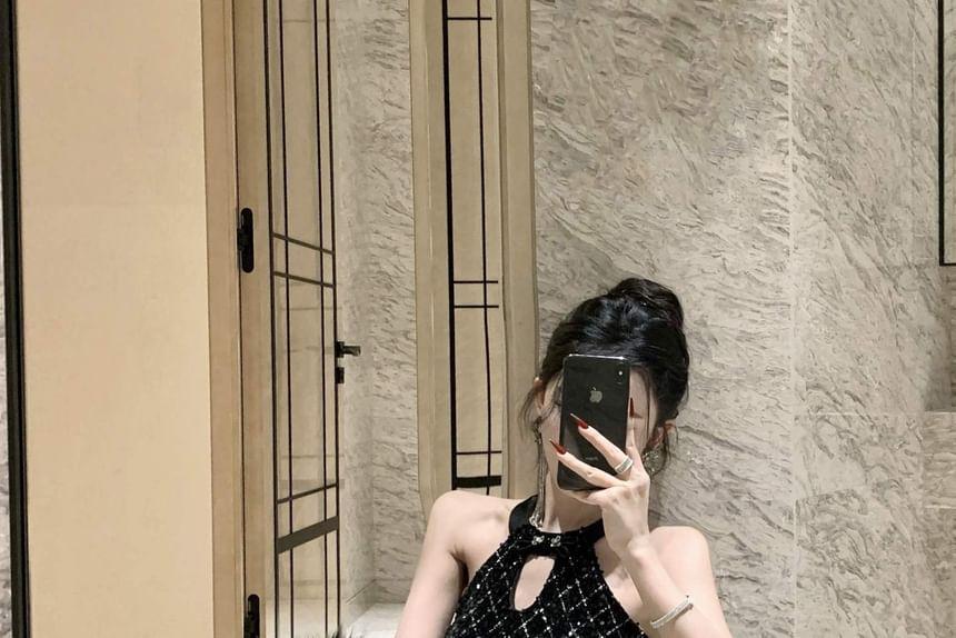 Halter Neck Sequined Slit Midi Bodycon Dress Product Image