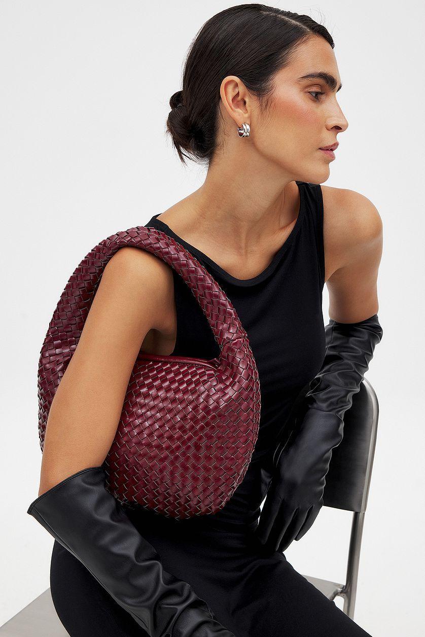 Woven Rounded Shoulder Bag Product Image