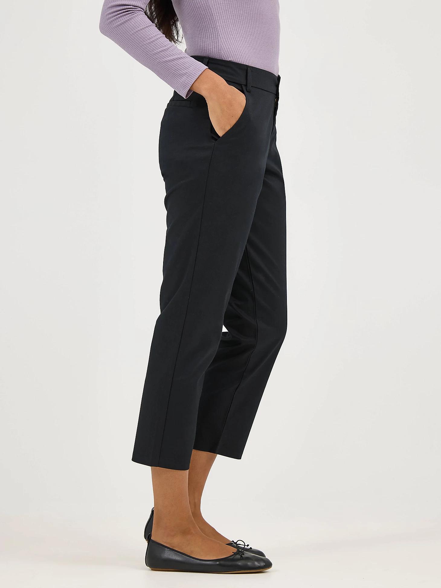 Women's Wrinkle Free Capri | Women's Capris & Crops | Lee® Product Image