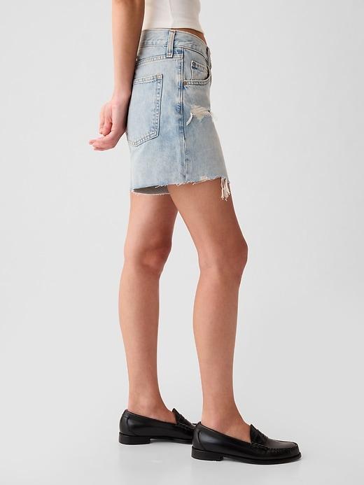 4" Low Rise Stride Denim Shorts Product Image