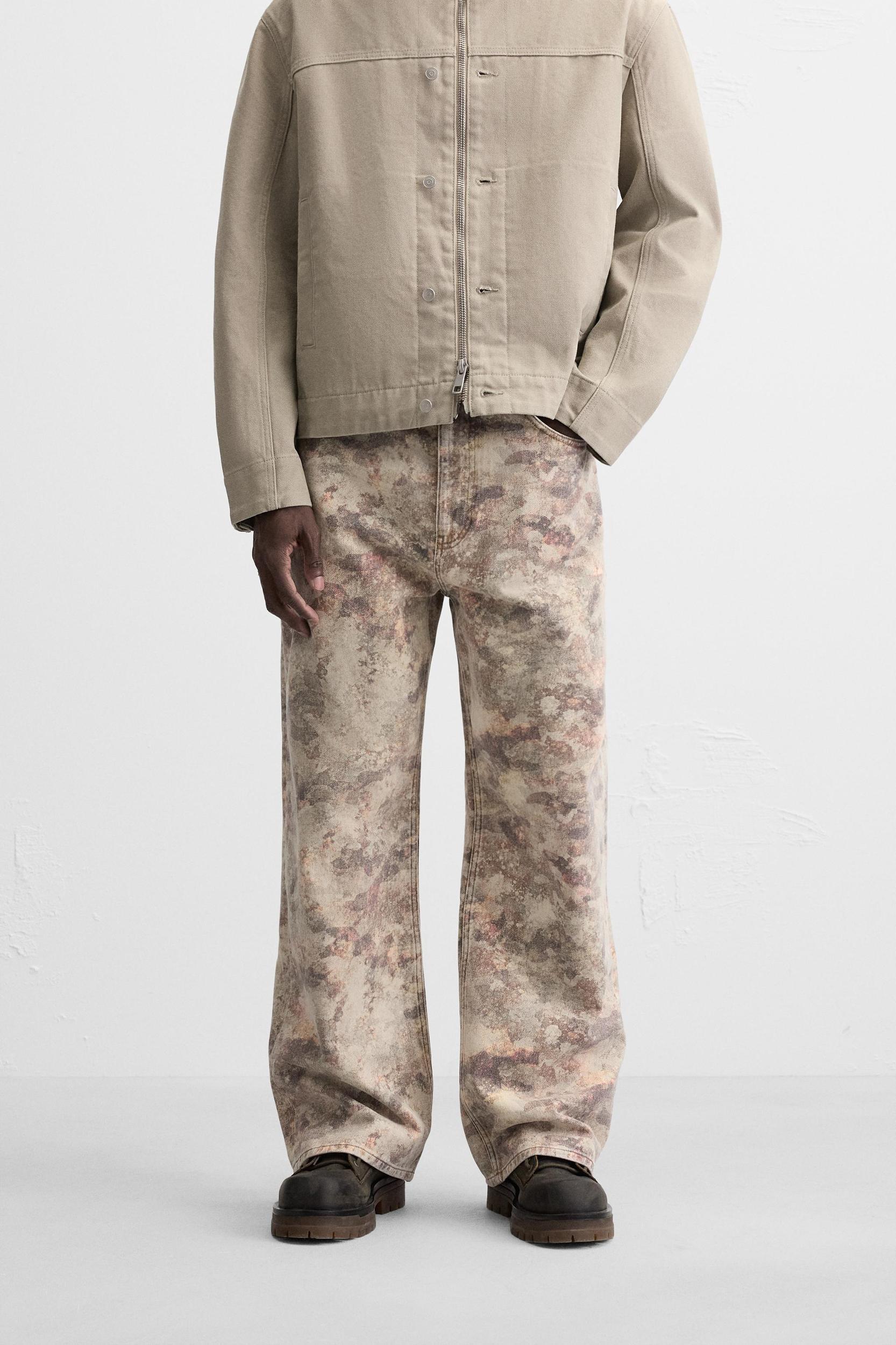 CONTRAST PRINT PANTS Product Image