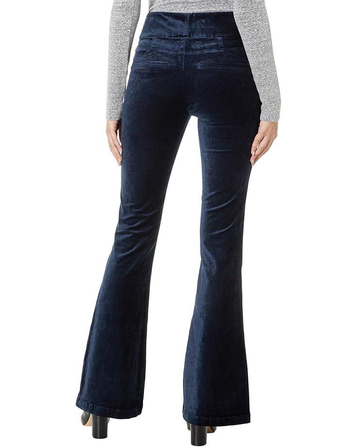 High-Rise Manhattan Boot Front Welts in Kinsley Product Image