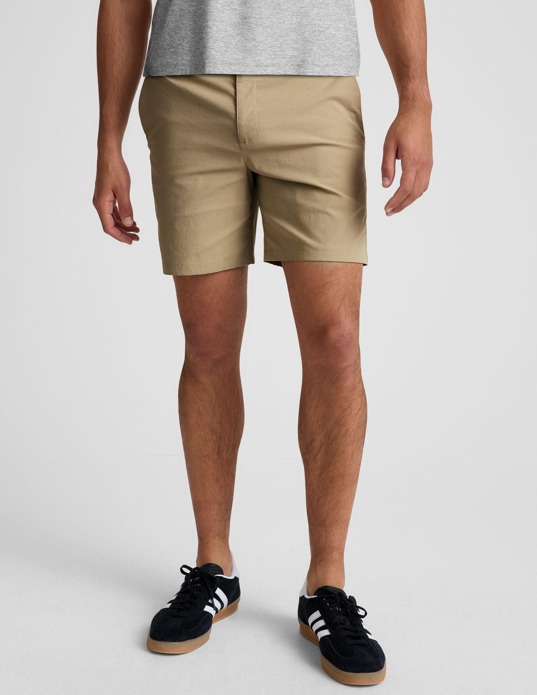 Essential Men's Chino Short Male Product Image