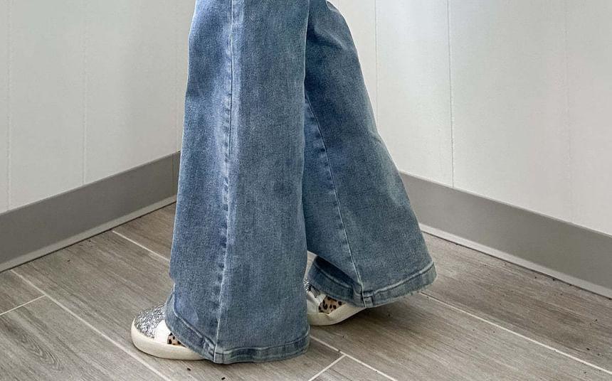 High Waist Loose Straight Leg Cargo Jeans Product Image