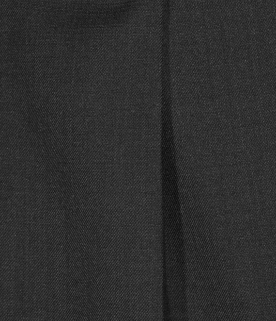Roundtree & Yorke TravelSmart Luxury Gabardine Ultimate Comfort Classic Fit Non-Iron Pleated-Front Dress Pants Product Image