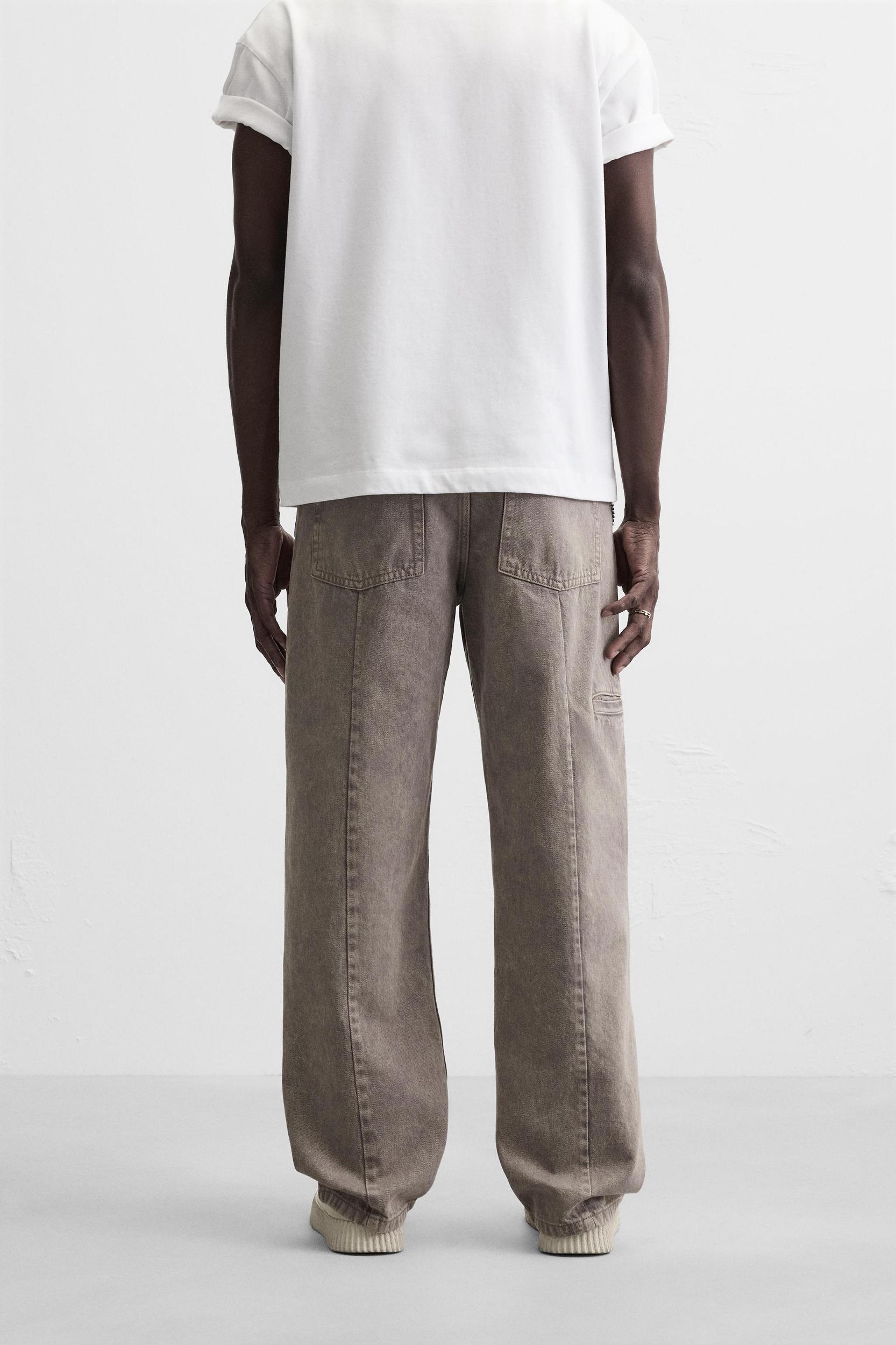 WASHED RELAXED FIT JEANS Product Image