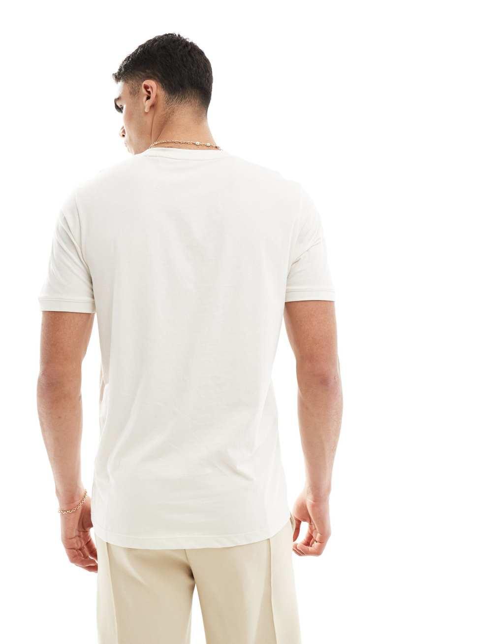 HUGO RED Diragolino T-shirt in white Product Image