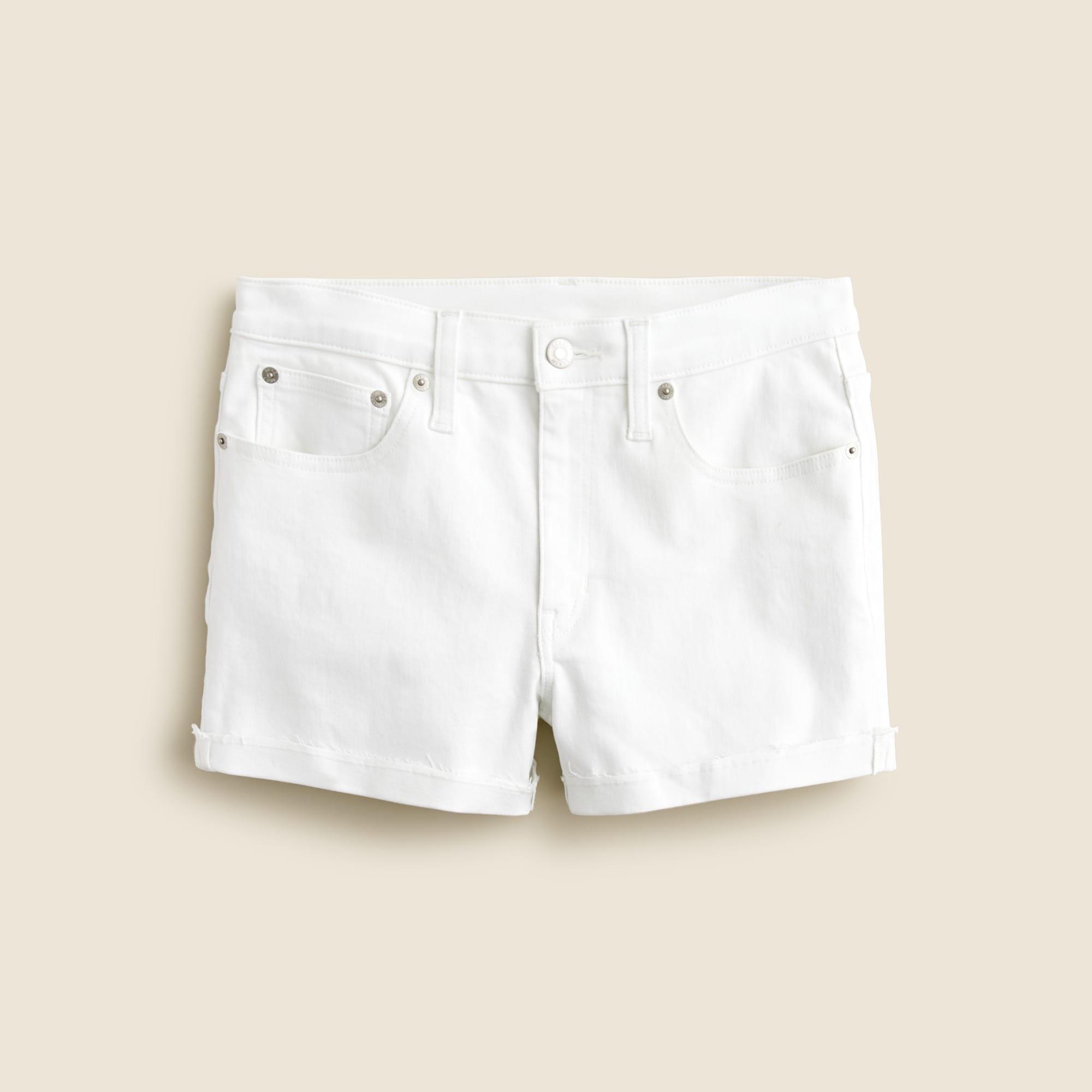Mid-rise denim short in white Product Image
