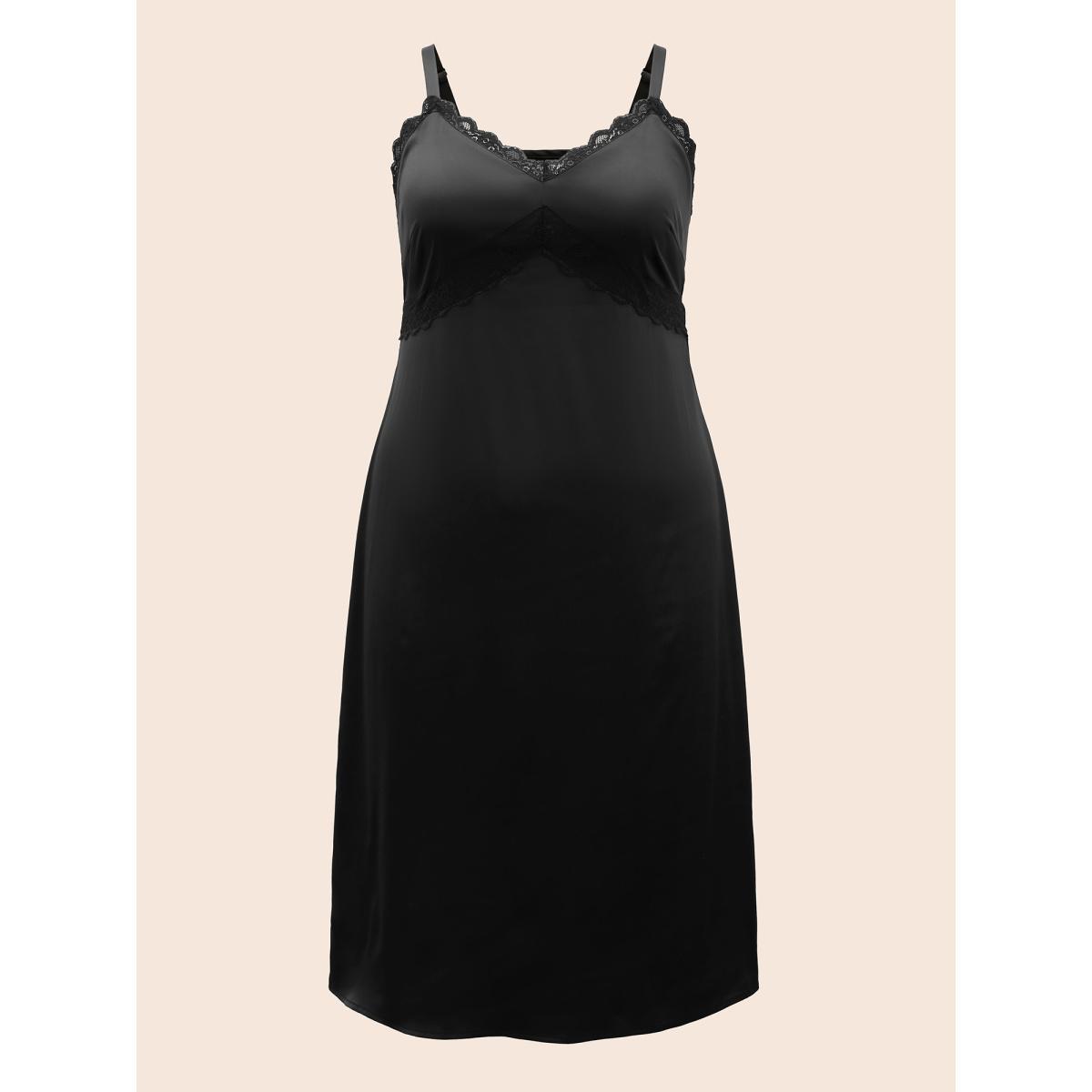 Plus Size Lace Panel Shirred Cami Dress Black Women Elegant Woven ribbon&lace trim V-neck Sleeveless Curvy BloomChic 30/6X Product Image