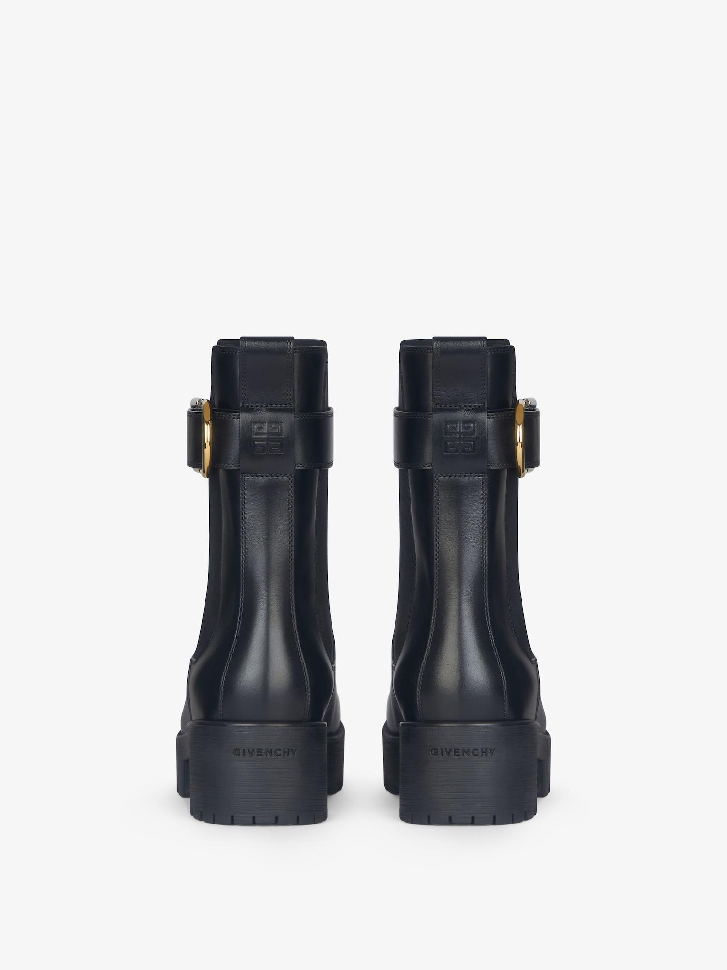 Voyou Chelsea boots in leather Product Image