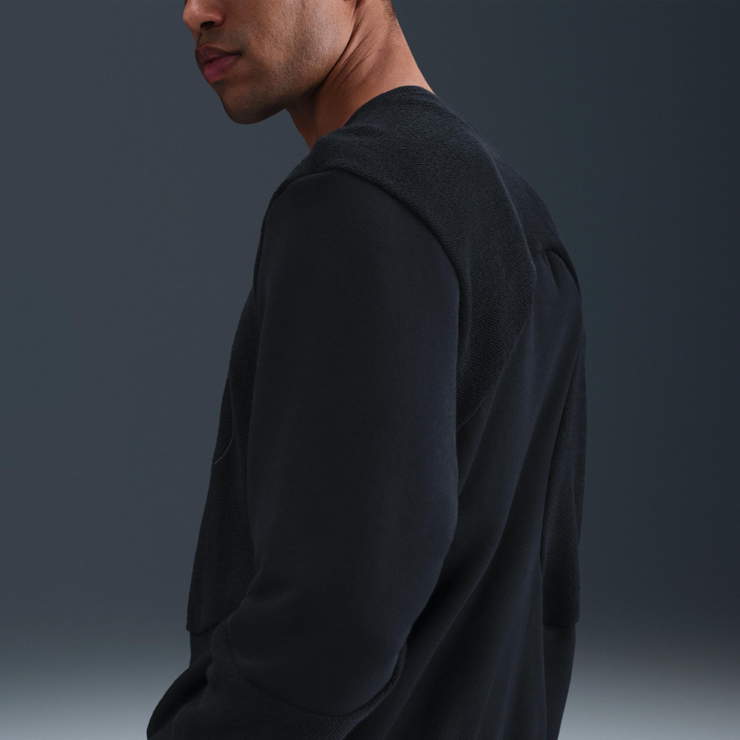 Giannis Standard Issue Men's Basketball Crew Product Image