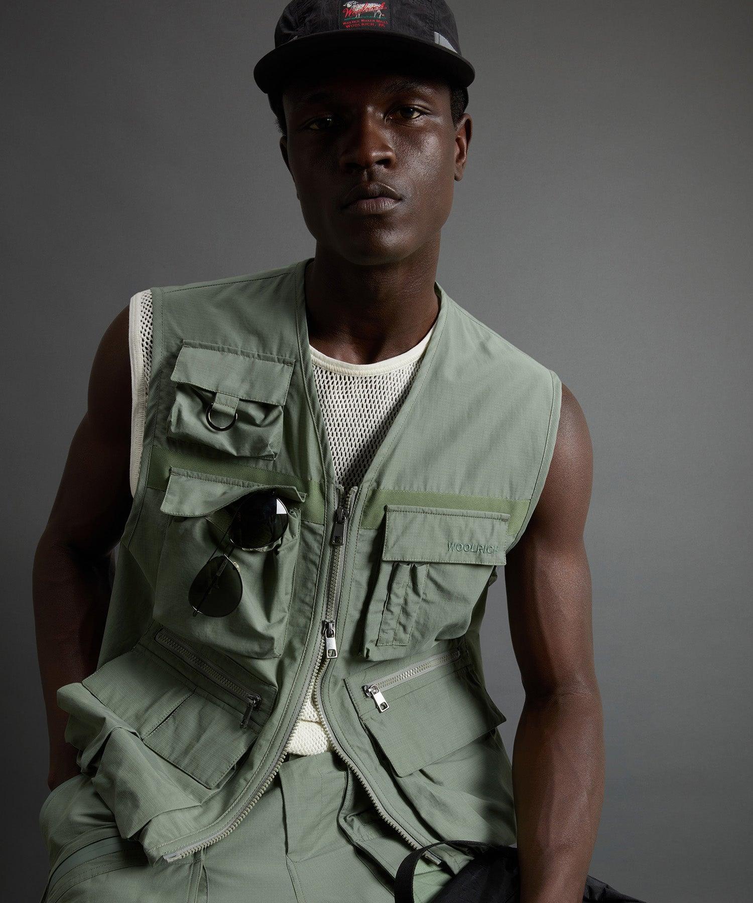 Todd Snyder x Woolrich Fishing Vest in Sage Product Image