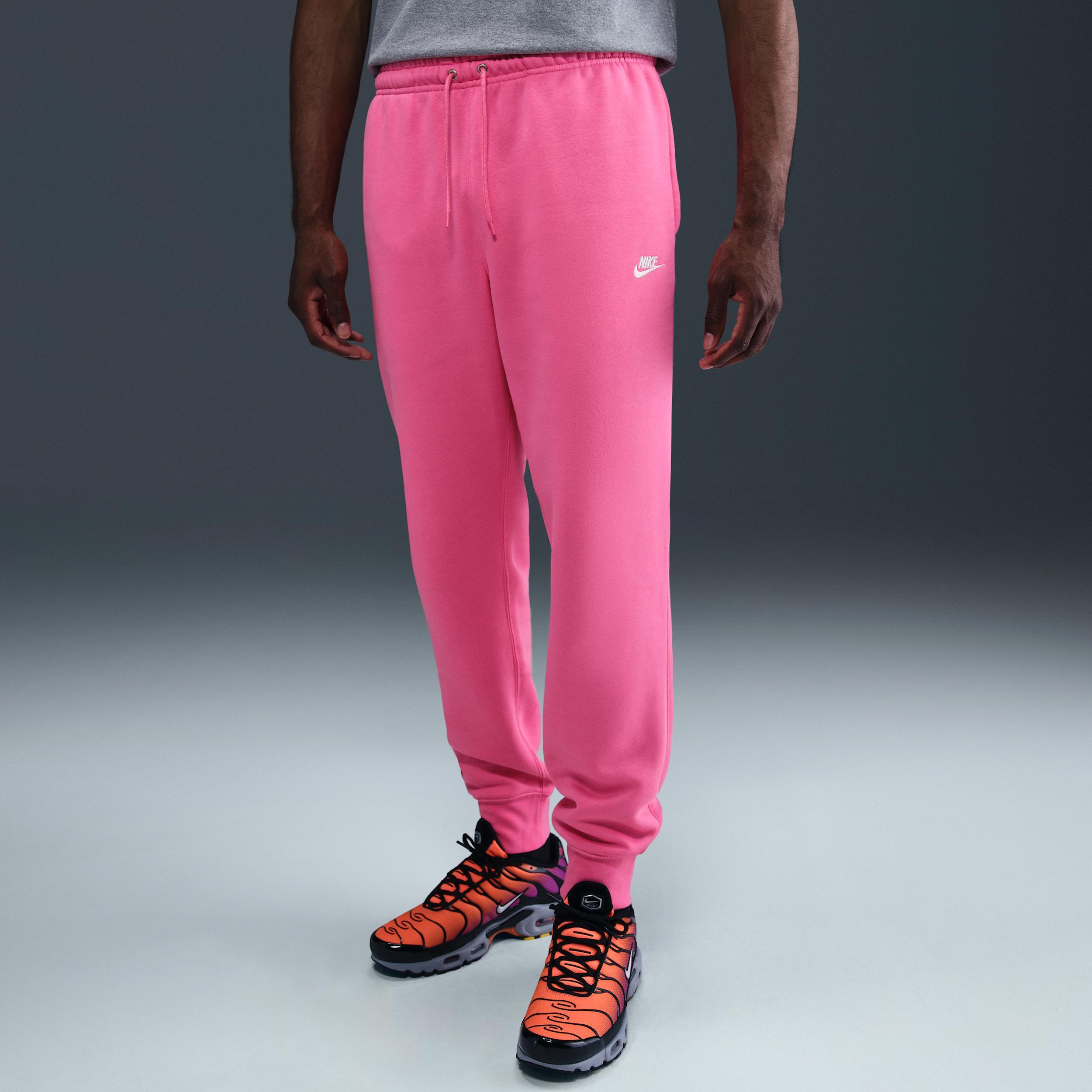 Nike Men's Club Jogger Pants Product Image