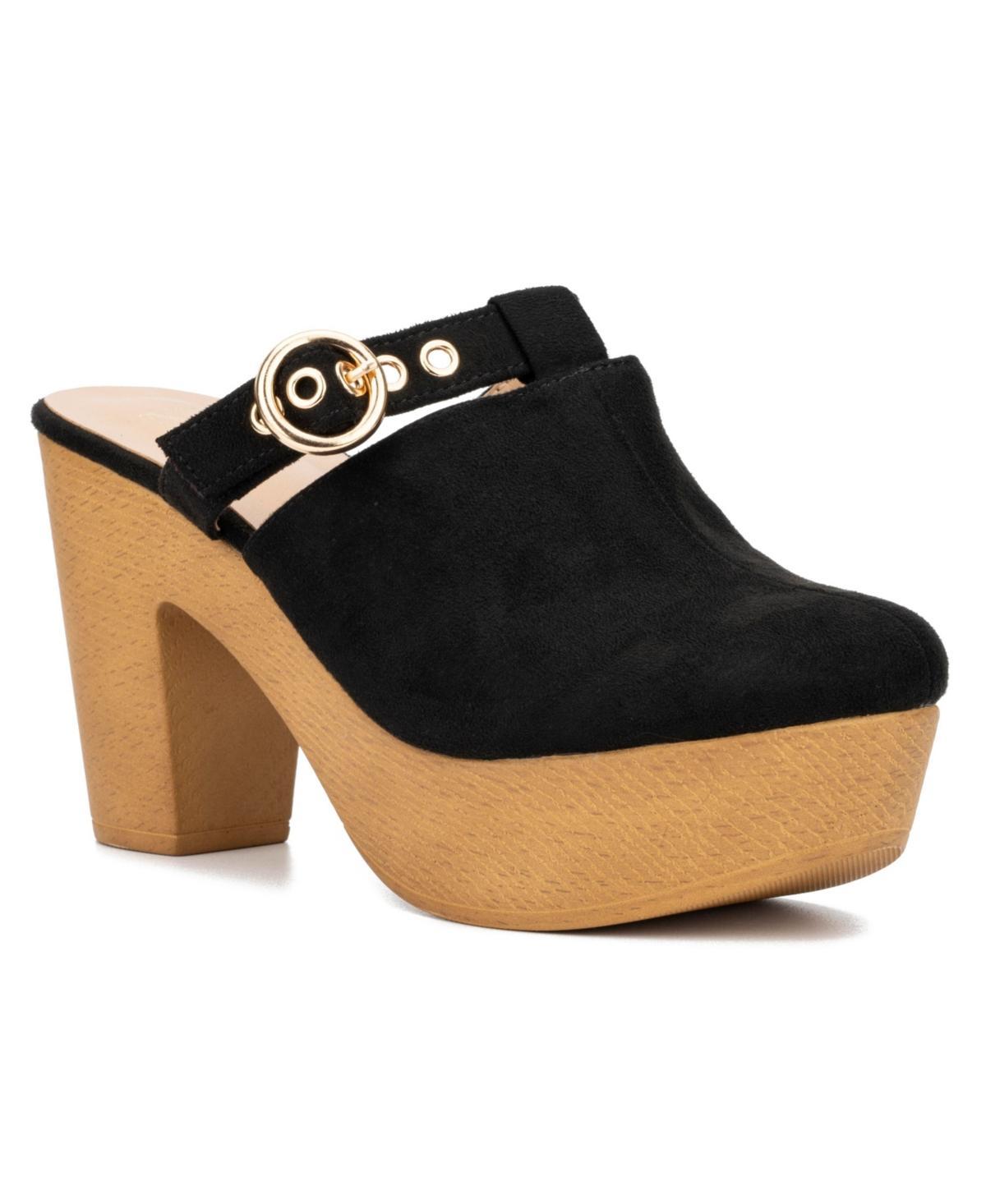 Womens Nyomi Clogs Product Image