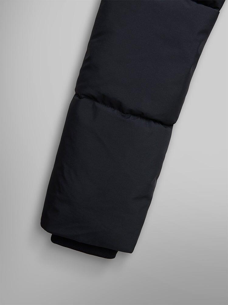 SHORT PARKA W Product Image